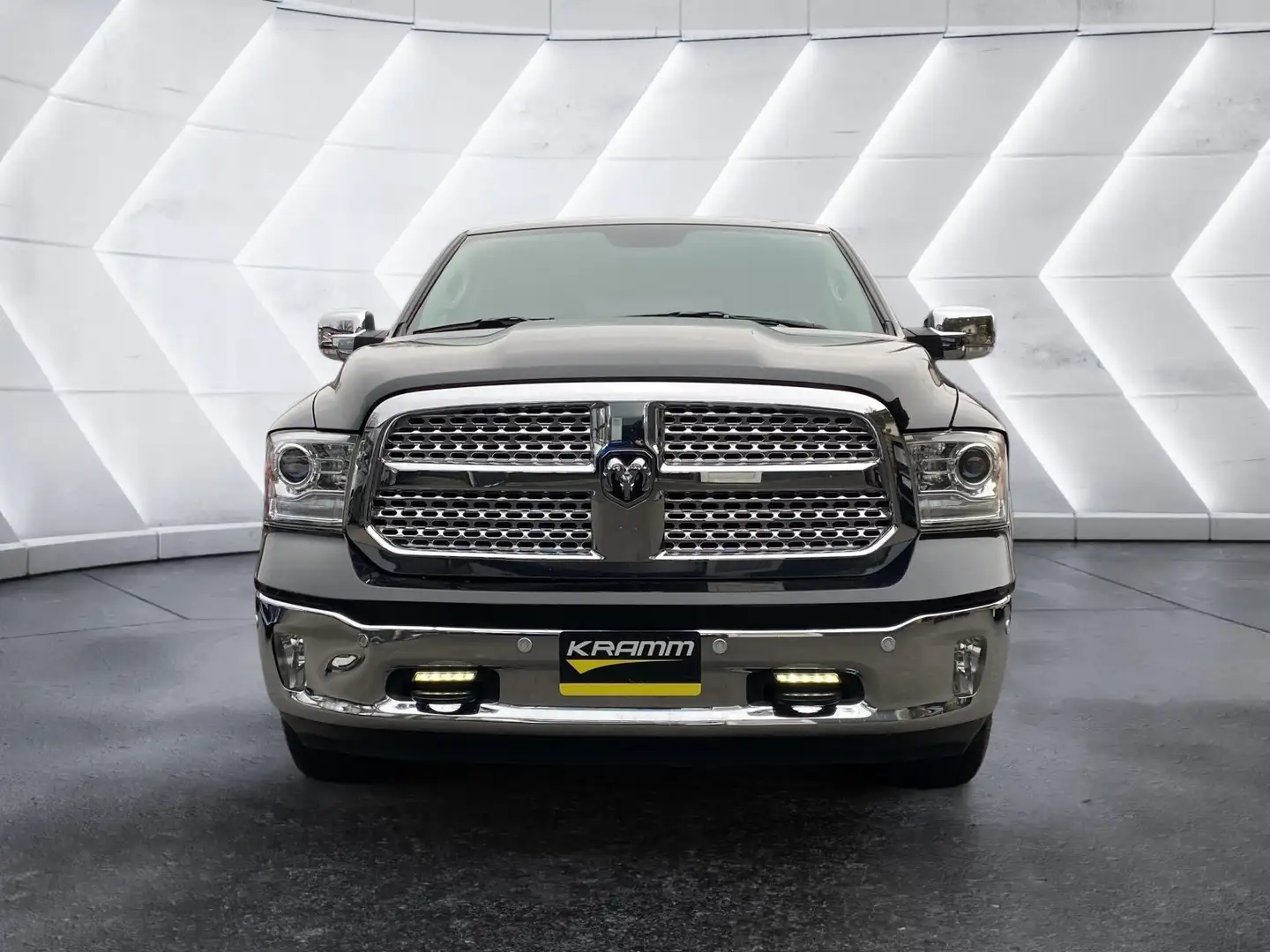 Dodge RAM 1500 Crew Cab Laramie PRINS/LPG AHK crna - 2