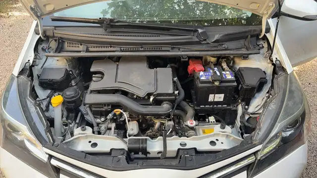 Toyota Yaris view 15