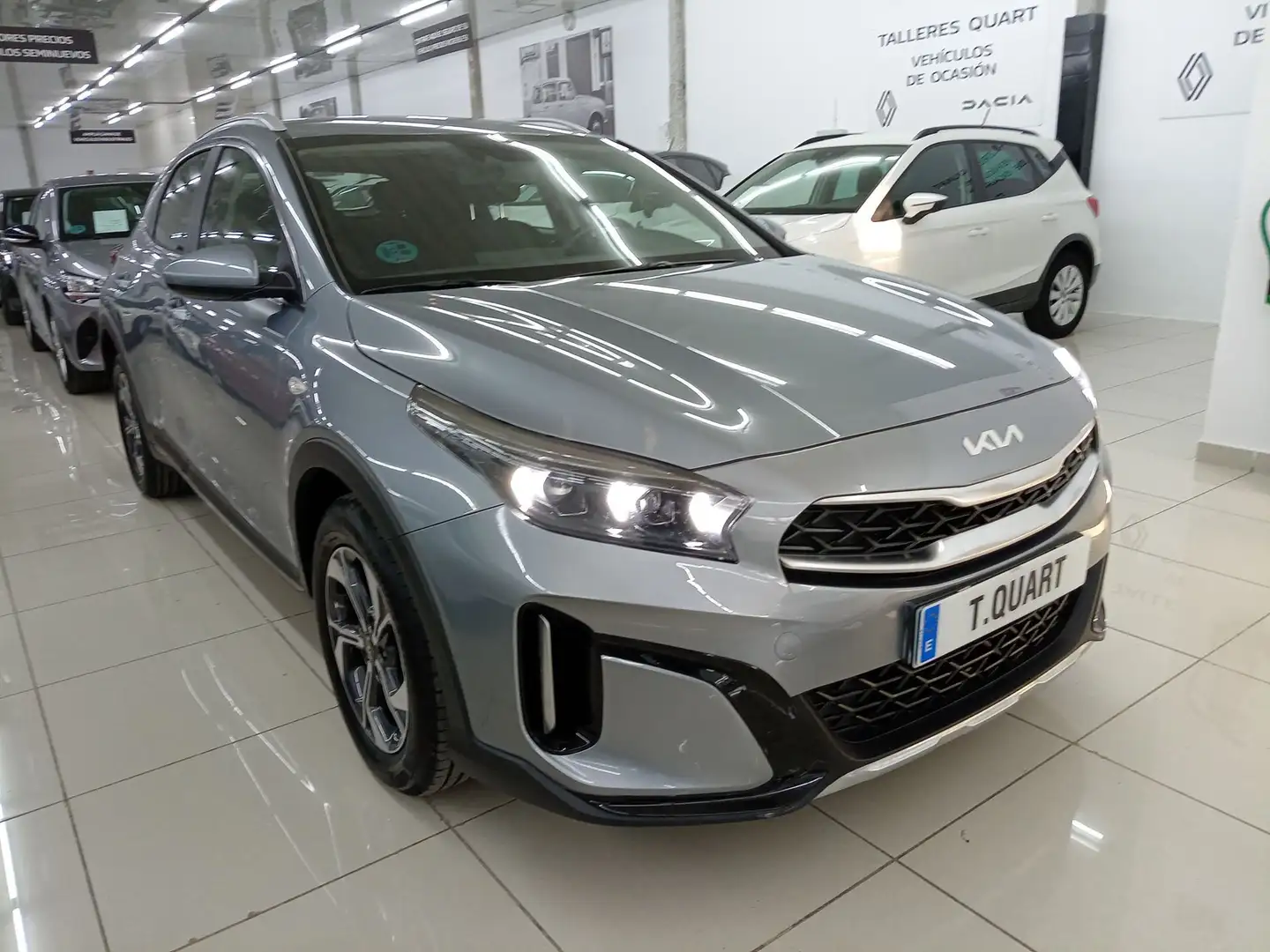 Kia XCeed 1.0 T-GDi Drive Gris - 2