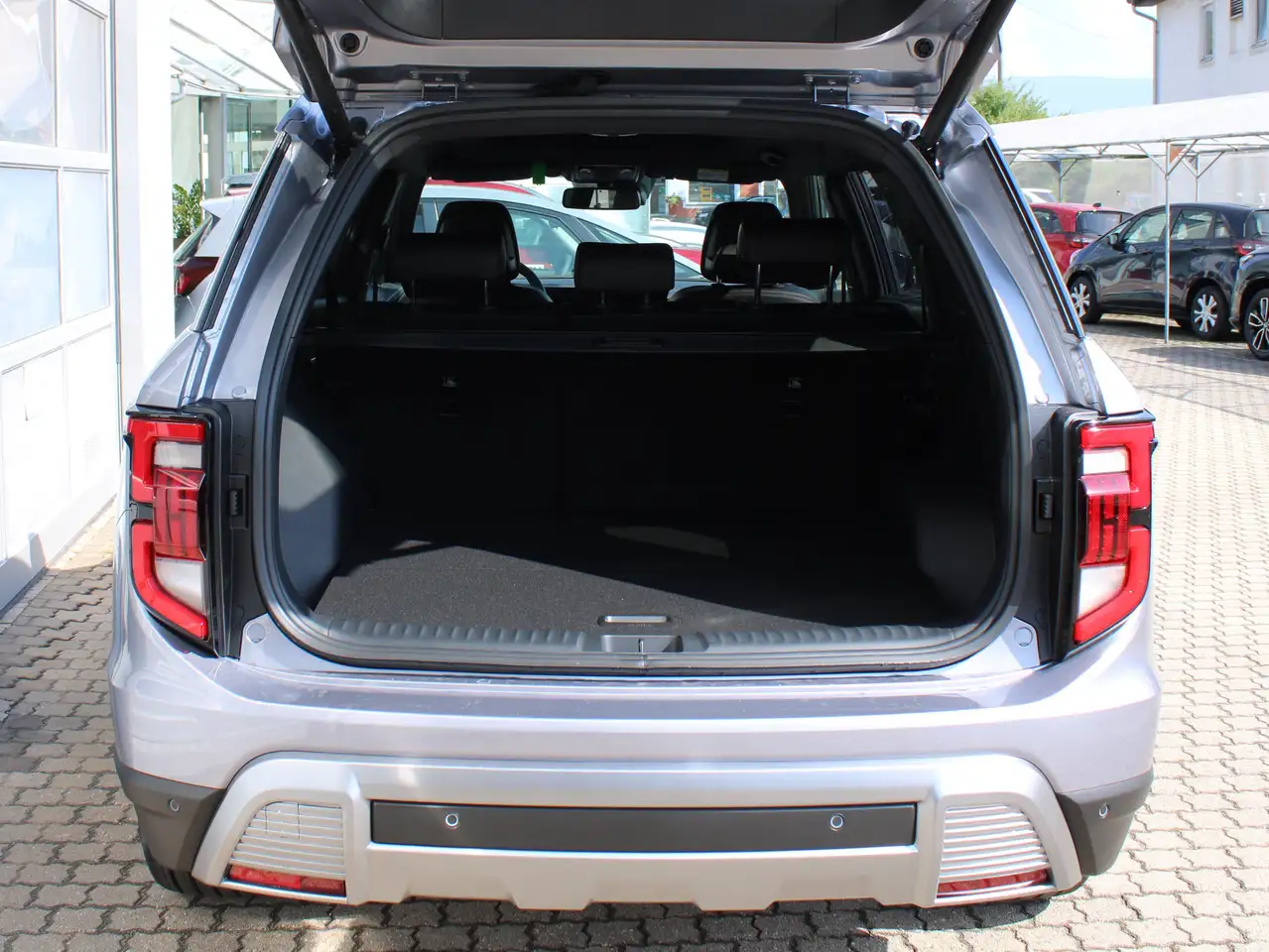 SsangYong Torres **SUPERDEAL 1.5P 2WD 6AT Forest Edition** 7