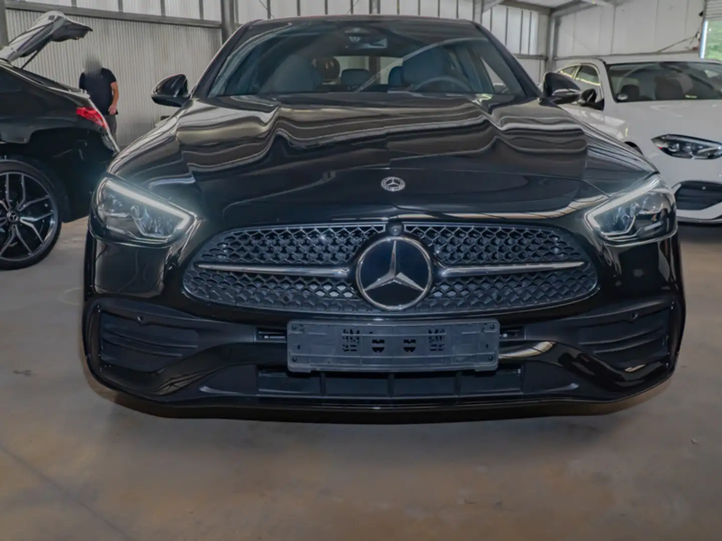 Mercedes-Benz C 200 AMG-Sport/360/Night/Pano/Sitzklima/Distr Noir - 2