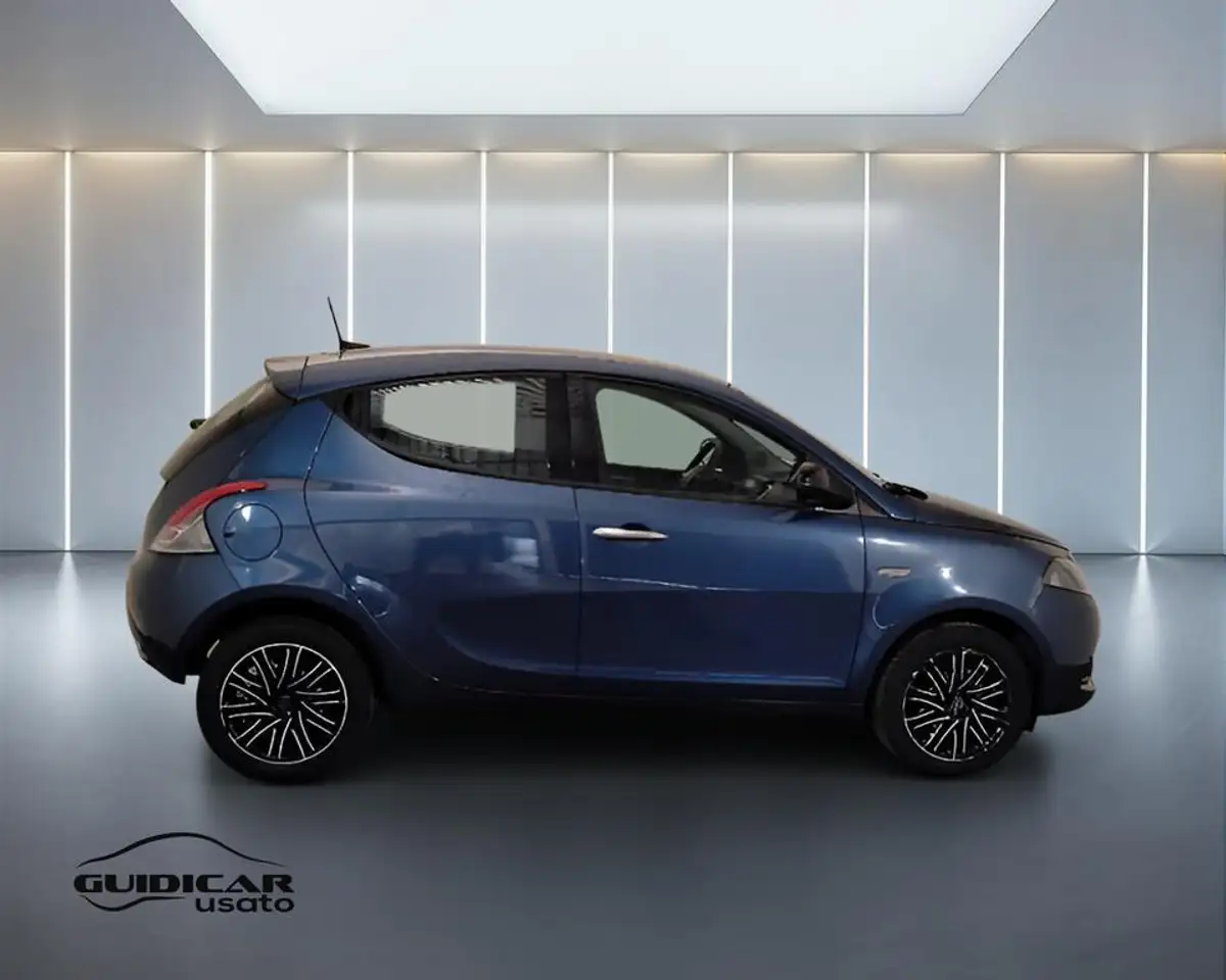 Lancia Ypsilon 2022 — фото 7