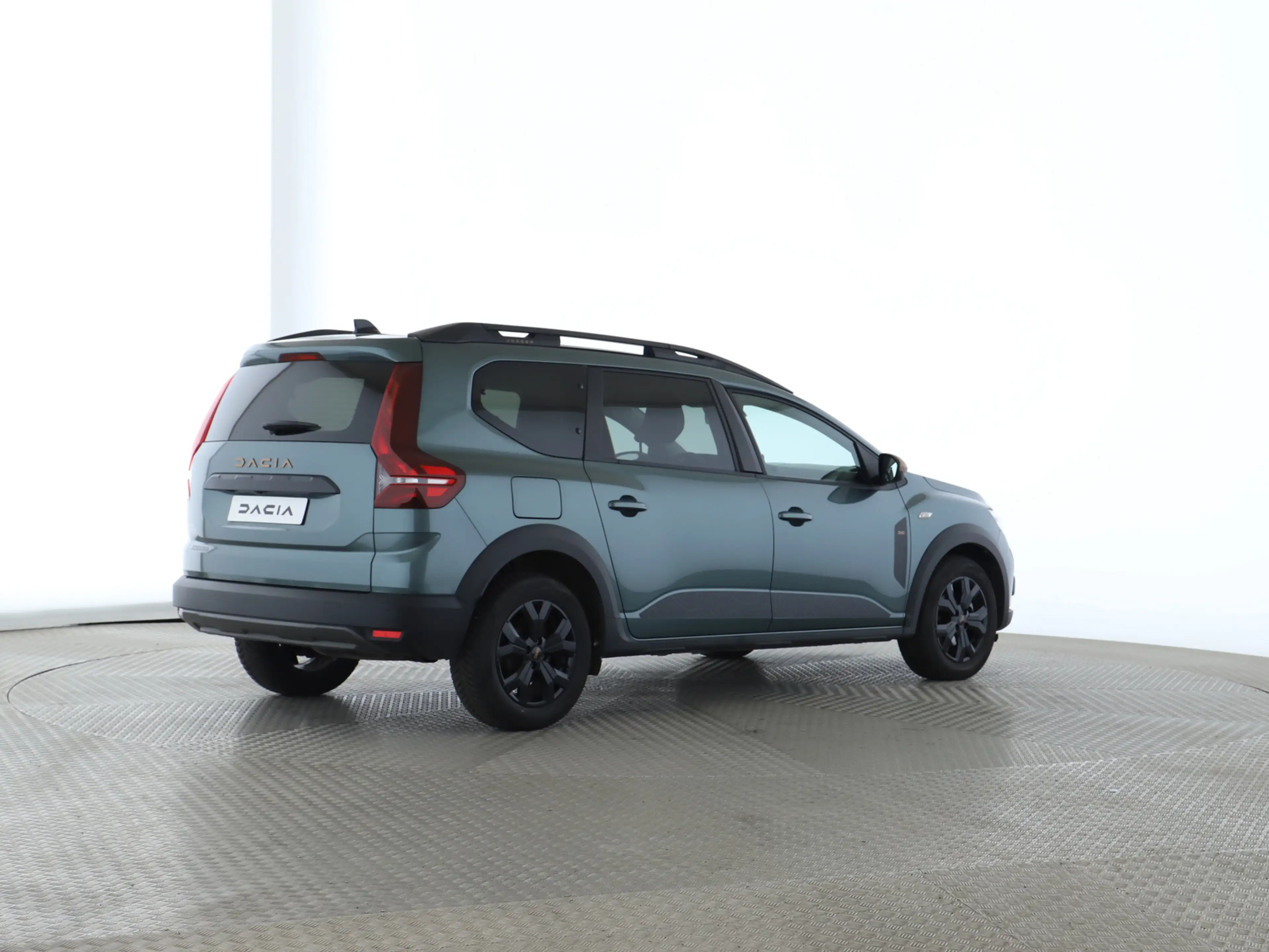 Dacia Jogger Extreme TCe 100 ECO-G 7-Sitzer SHZ PDC BT — photo 7