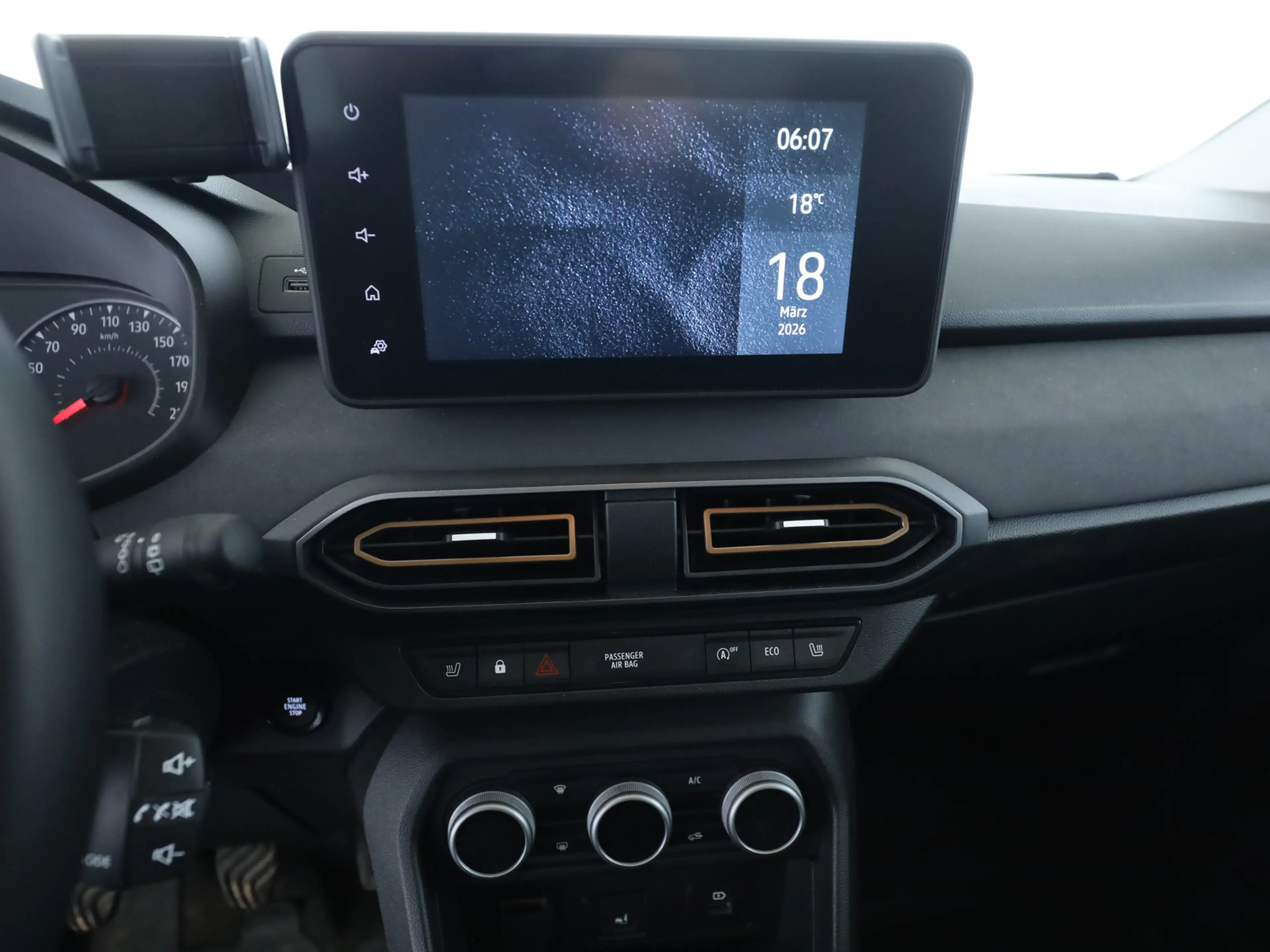 Dacia Jogger Extreme TCe 100 ECO-G 7-Sitzer SHZ PDC BT — photo 15