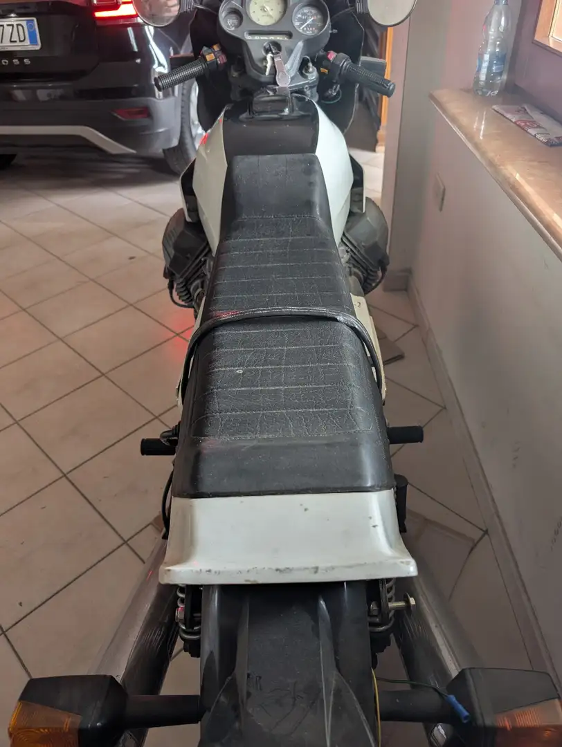 Moto Guzzi 850 Le Mans Wit - 2