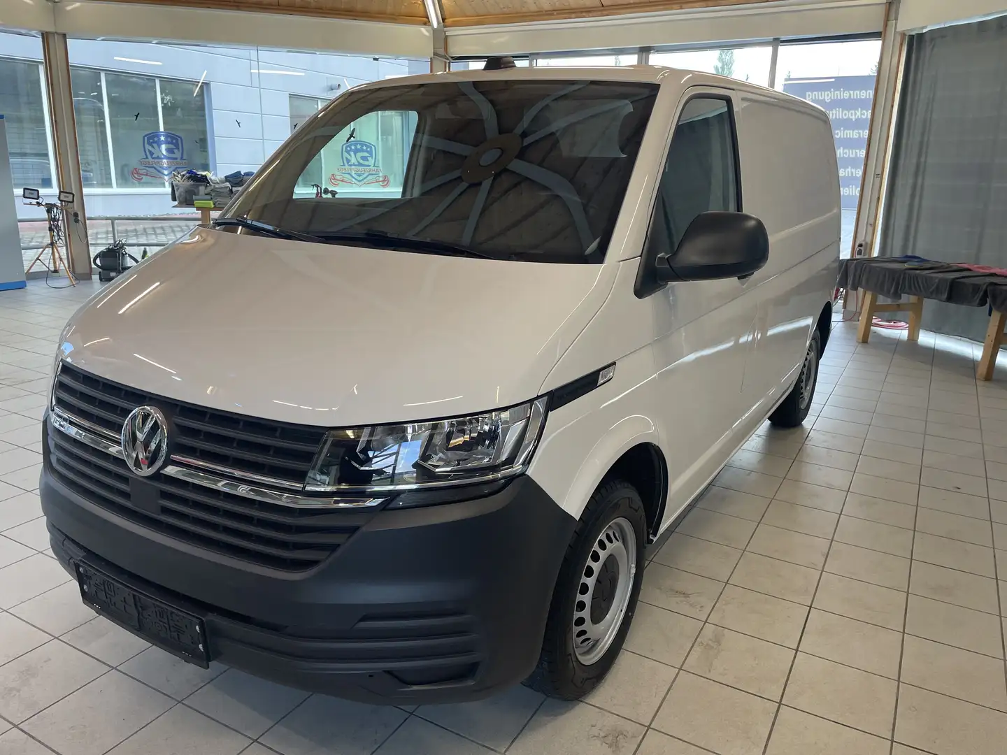 Volkswagen T6.1 Transporter Kastenwagen 4Motion*1Bes*Klima*MwSt*VW-Service* Weiß - 1