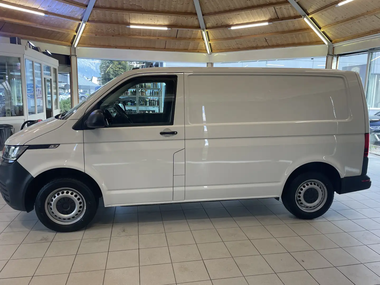 Volkswagen T6.1 Transporter Kastenwagen 4Motion*1Bes*Klima*MwSt*VW-Service* Weiß - 2
