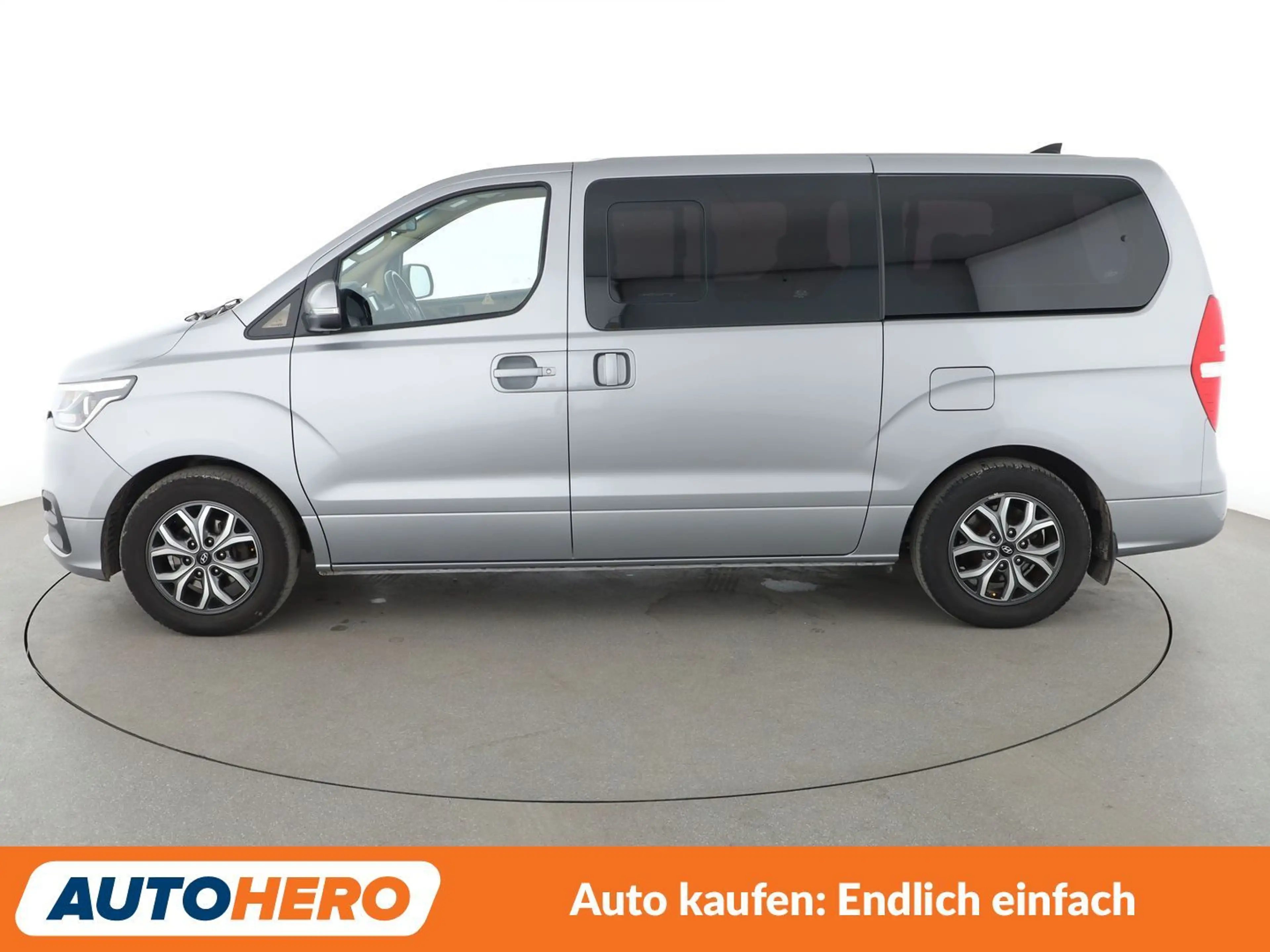 Hyundai H-1 2.5 CRDi Travel Premium Aut.*NAVI*TEMPO*CAM* — photo 3