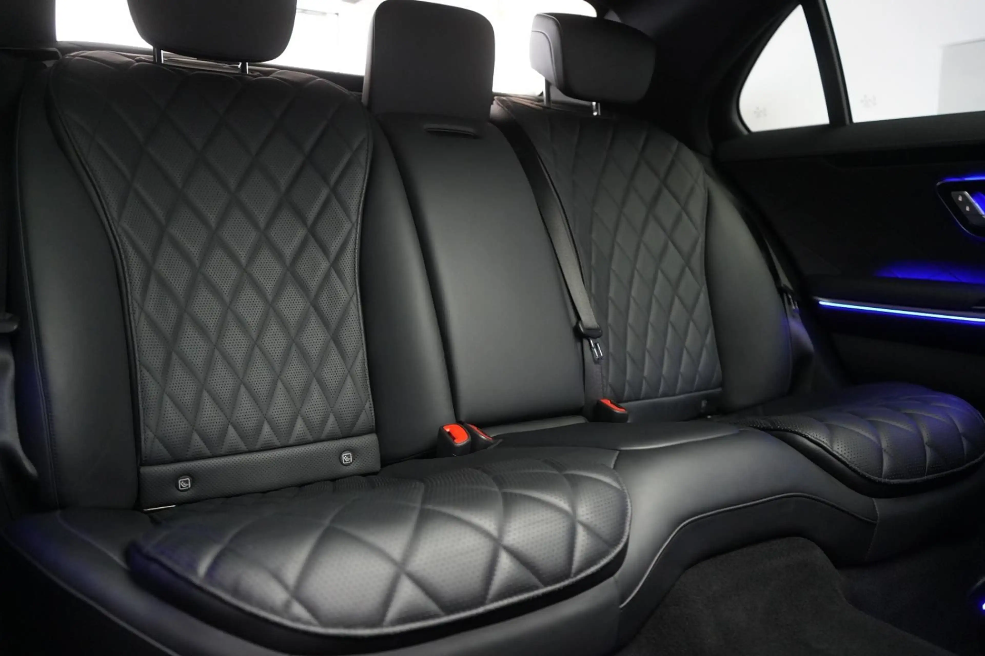 Mercedes-Benz S 350 d 4Matic L 9G-T AMG HUD/Burmester/Standhzg — photo 12