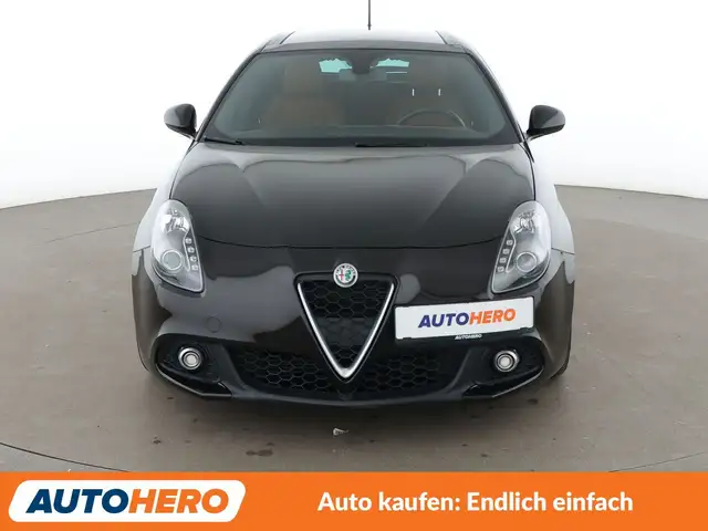 Alfa Romeo Giulietta view 9