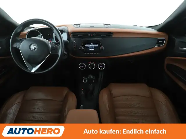 Alfa Romeo Giulietta view 12