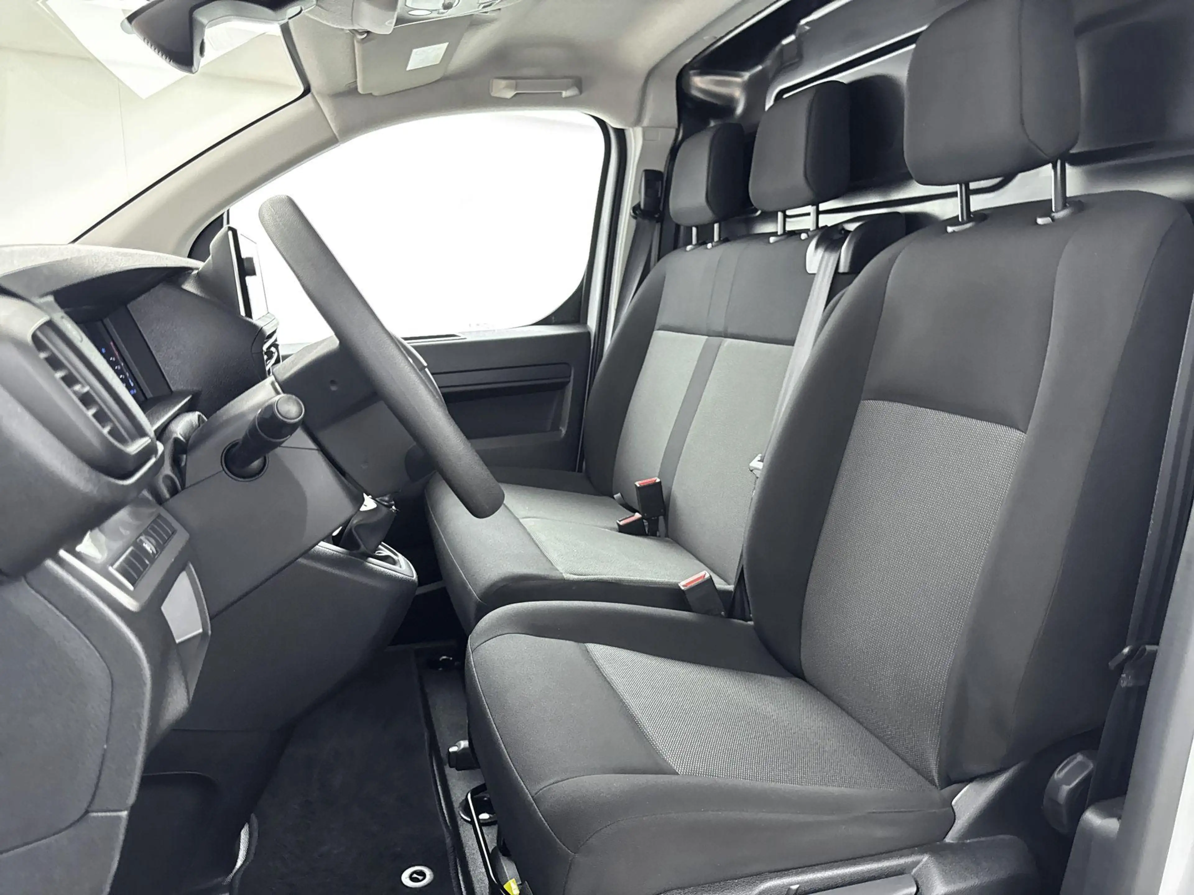 Peugeot Expert 120pk S&S L2 | Navigatie | CarPlay | 3-Zits — photo 7