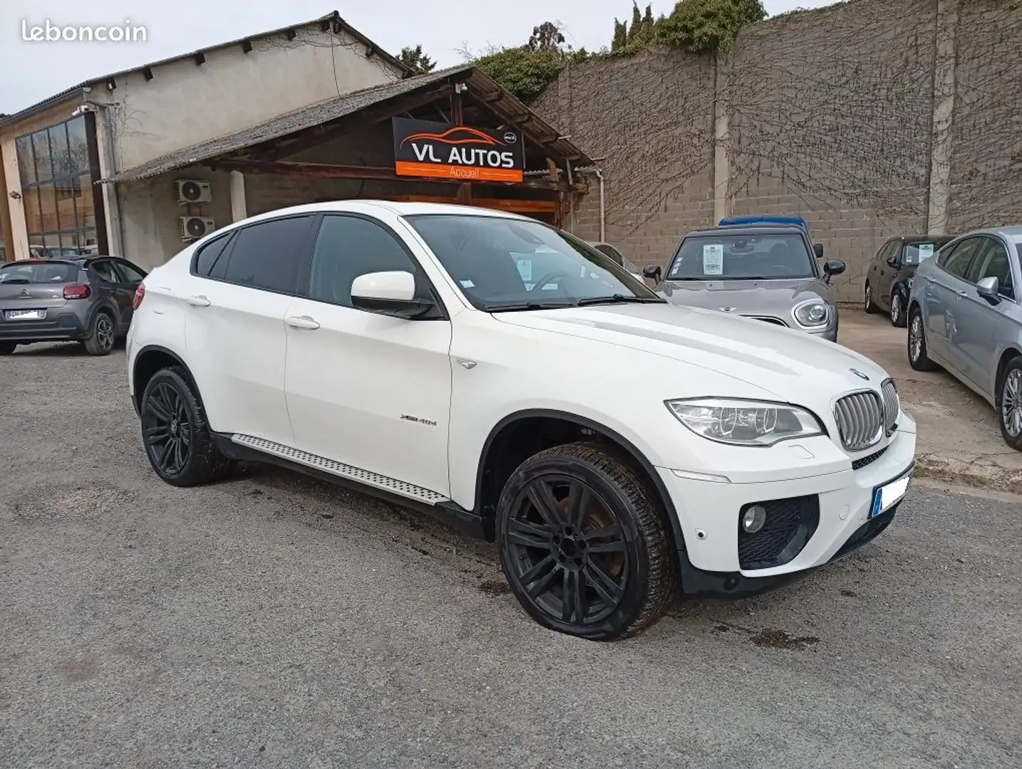 BMW X6 40d 306 cv Pack M Toit ouvrant Caméra de recul et radar avant Blanc - 1
