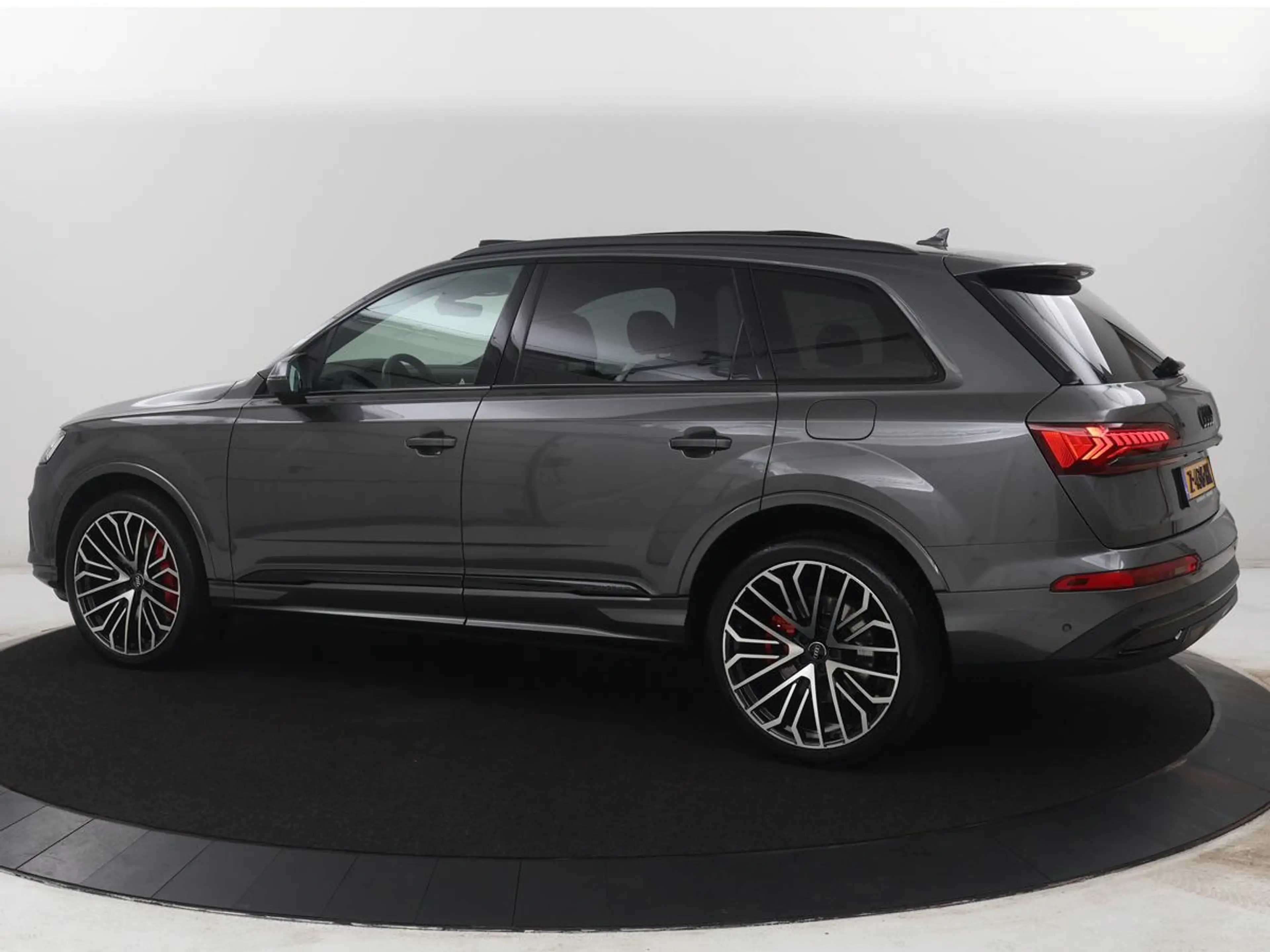 Audi Q7 55 TFSI e quattro Pro Line S SOH 86,2% | Pano.Dak — photo 2