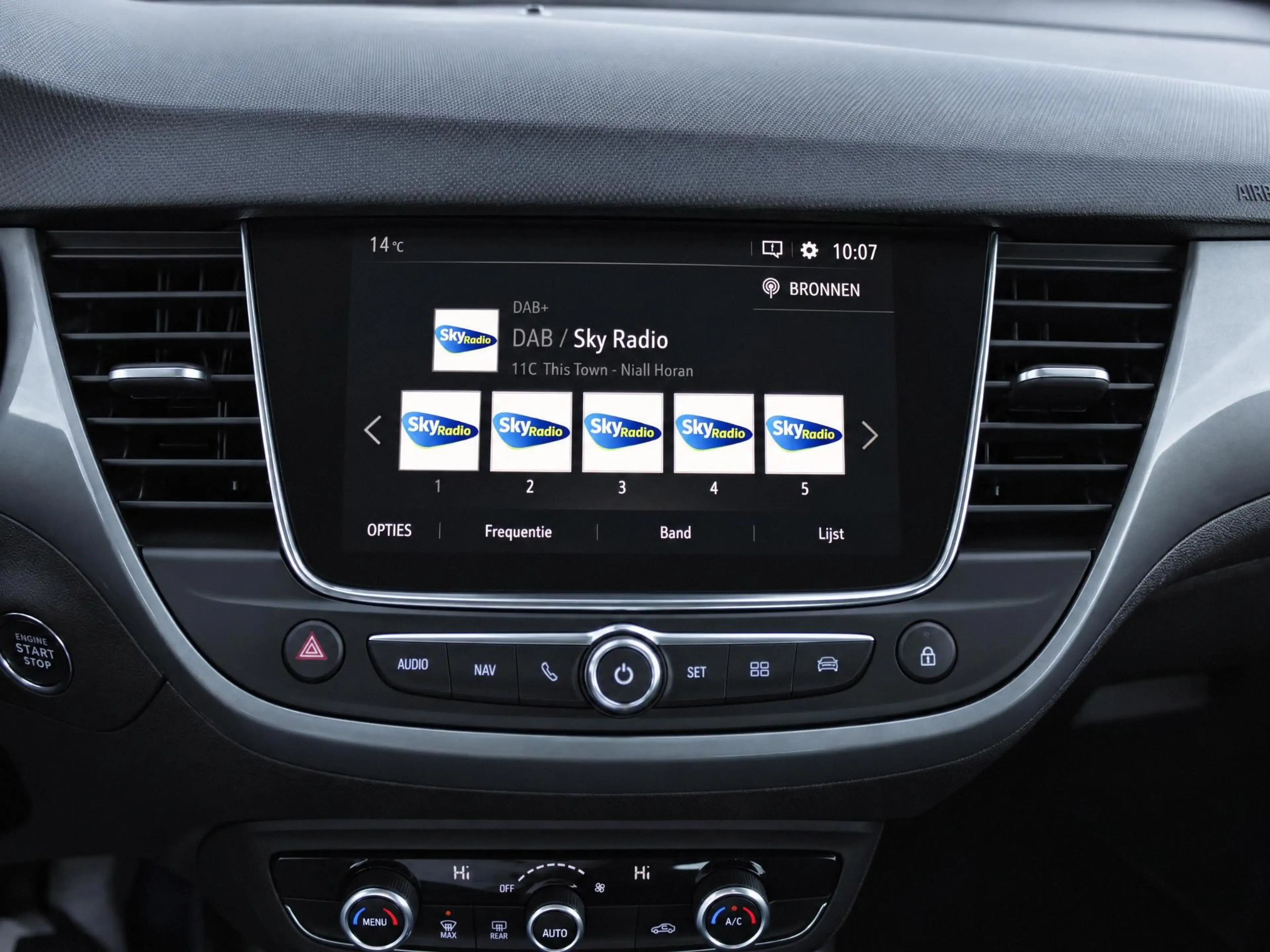 Opel Crossland X 1.2 Turbo Innovation | Navi / Carplay / LMV — photo 12