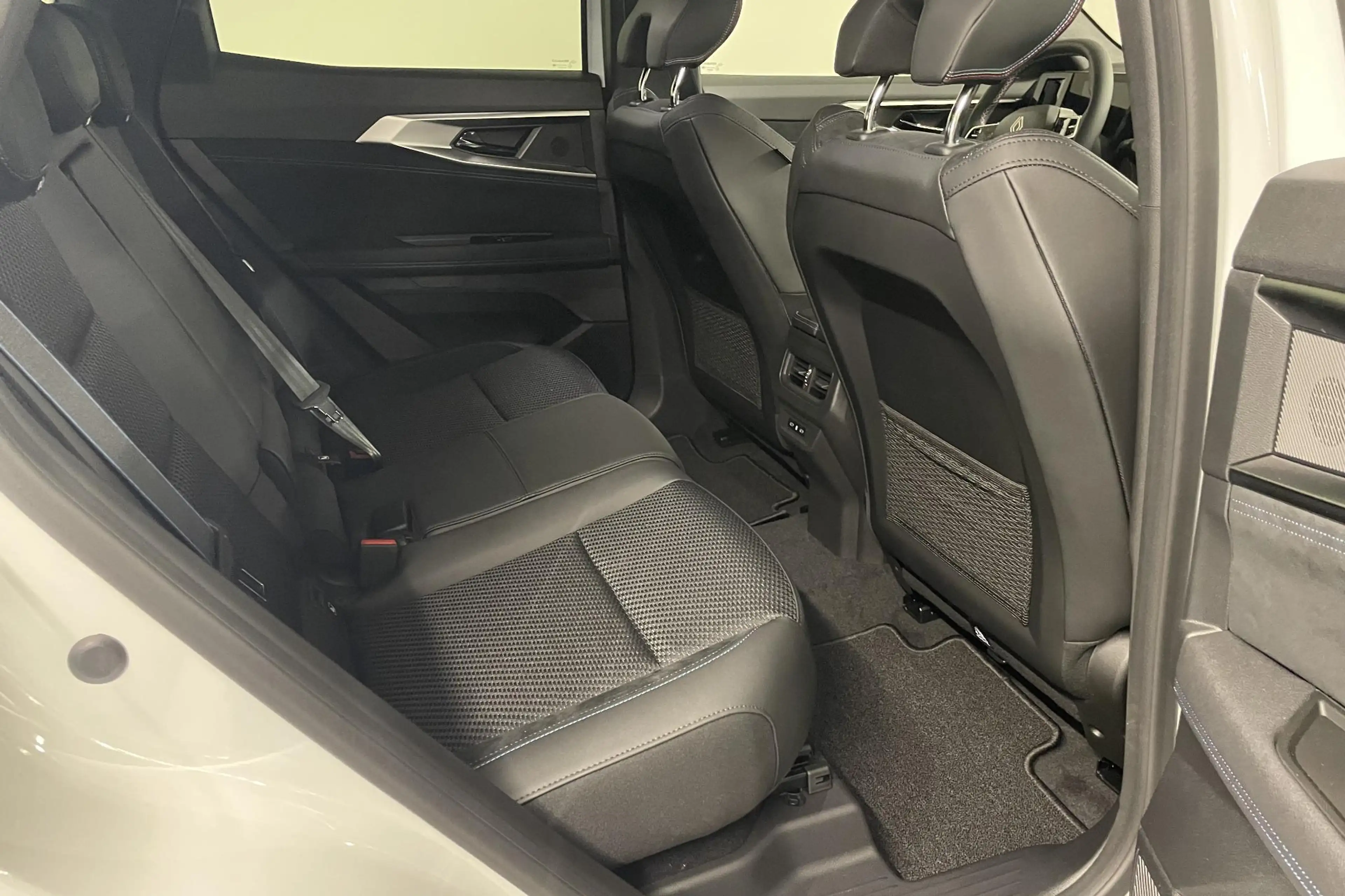 Renault Austral 1.2 E-Tech full hybrid 200 esprit Alpine | pack li — photo 8