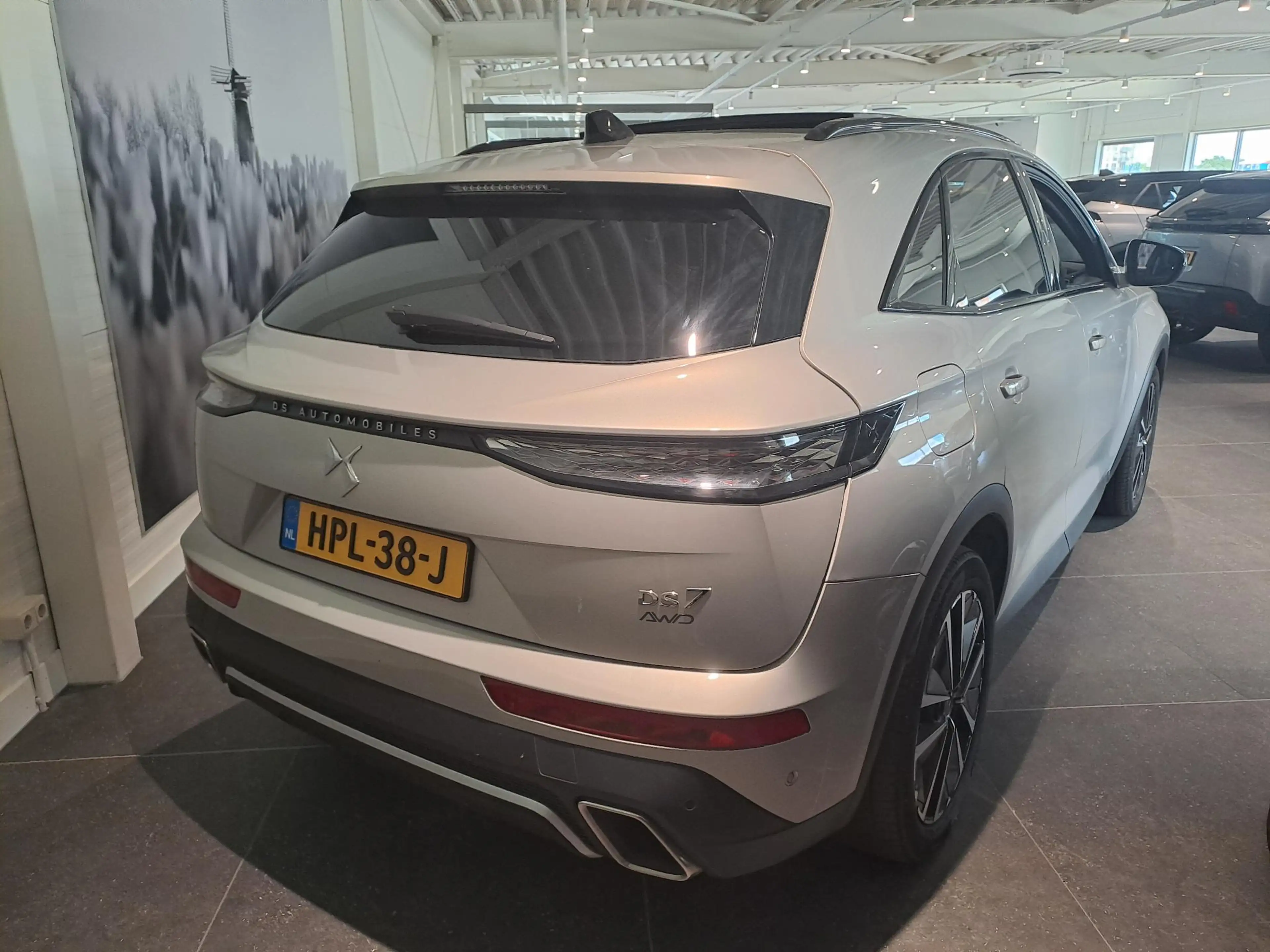DS Automobiles DS 7 1.6 PHEV 300 4x4 Etoile — photo 5