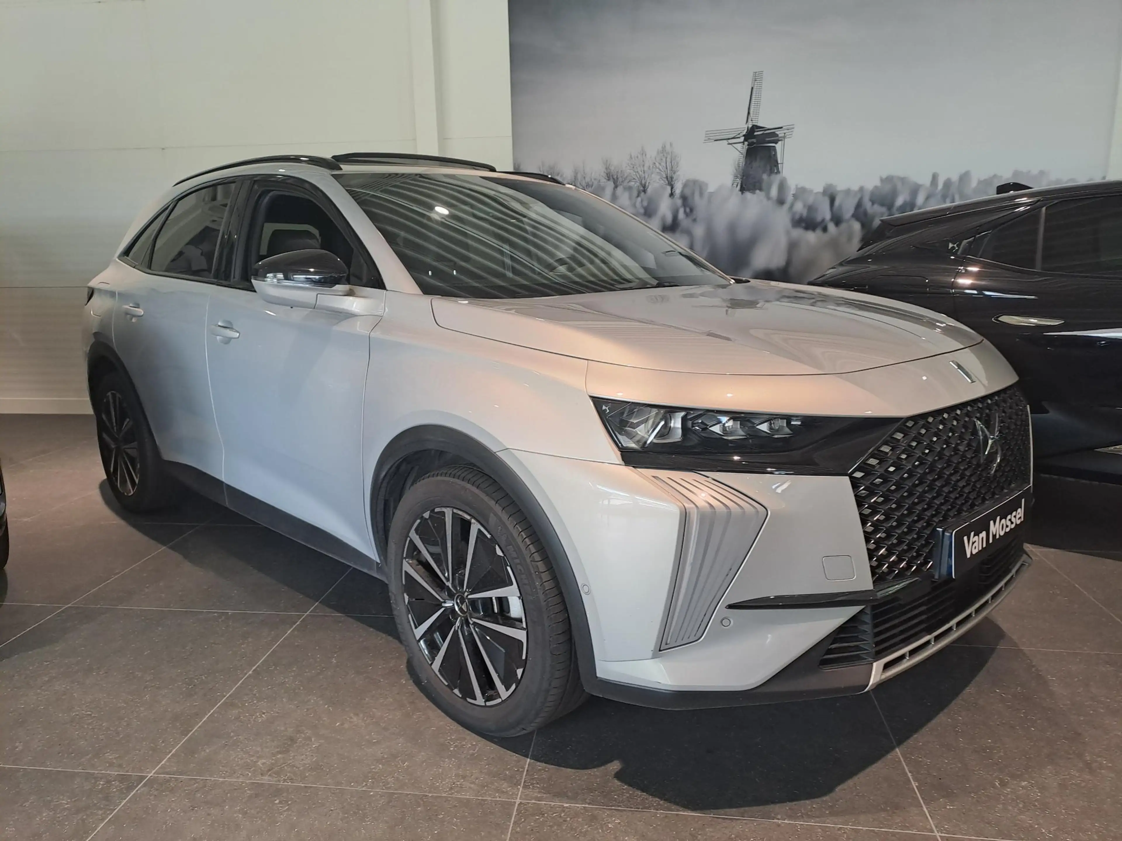 DS Automobiles DS 7 1.6 PHEV 300 4x4 Etoile — photo 4