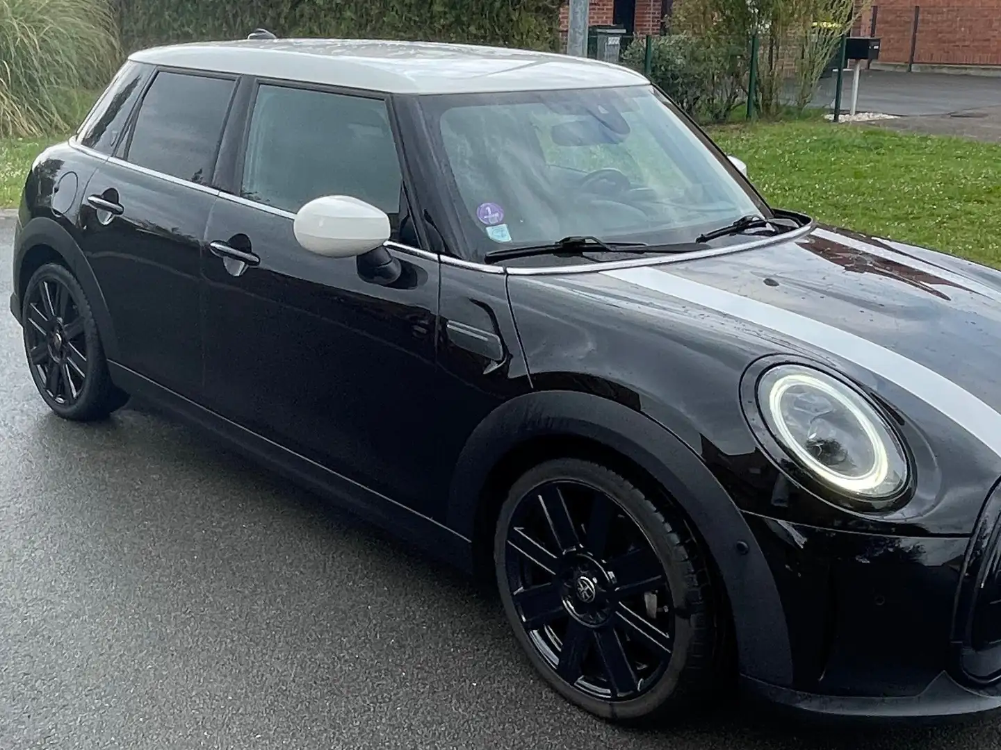 MINI Cooper Hatch 5 Portes Cooper 136 ch BVA7 MINI Yours Noir - 2