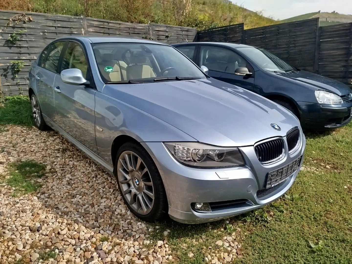 BMW 318 Baureihe 3 Lim. 318i*BlueT.*Klima*TÜV*Garantie Bleu - 2