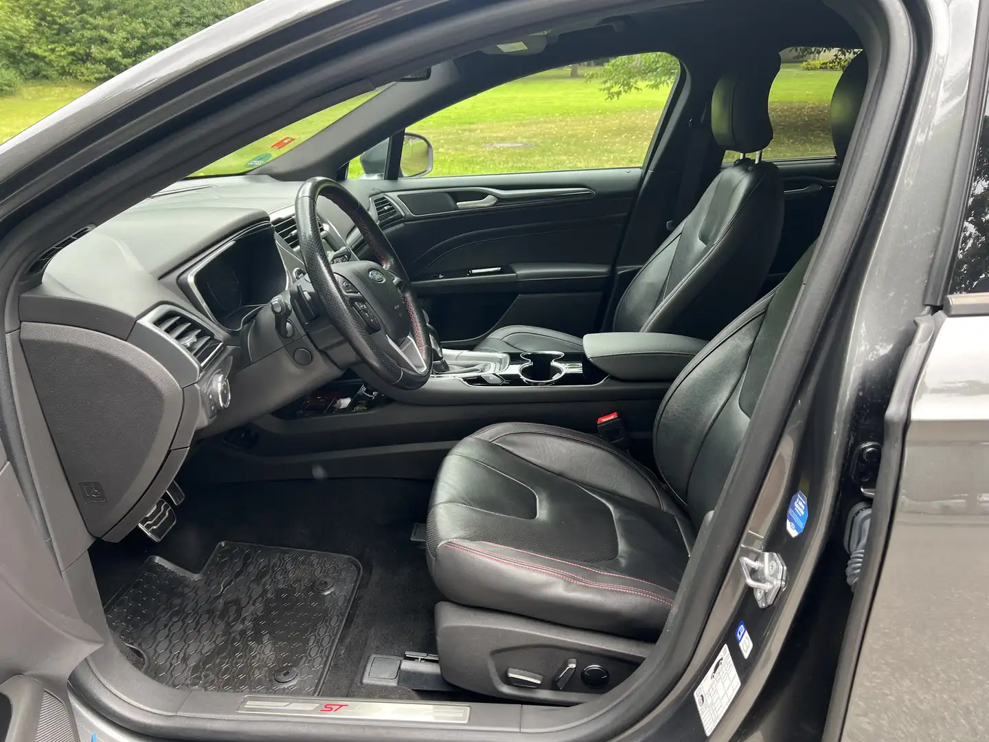 Ford Mondeo 2.0 TDCi Start-Stopp PowerShift-Aut ST-Line - 2