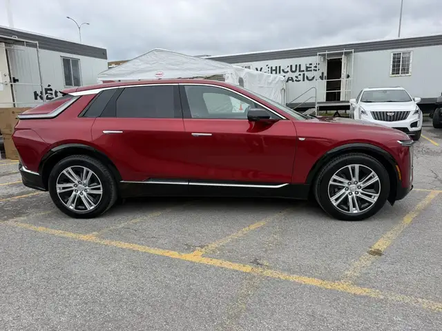 Cadillac Lyriq 2024 — photo 8
