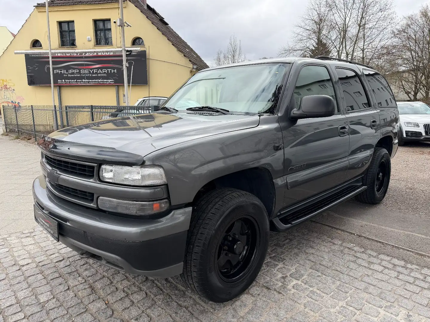 Chevrolet Tahoe TAHOE LT 5,3L V8 *4X4*AUT*LEDER*KLIMA*E-SITZE* Gris - 1