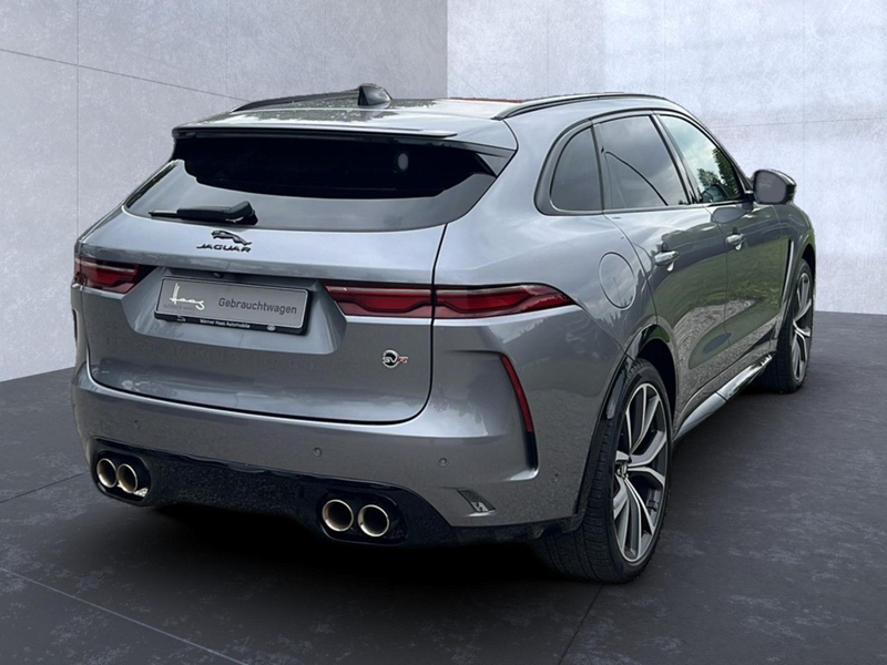Jaguar F-Pace P550 AWD SVR — photo 4