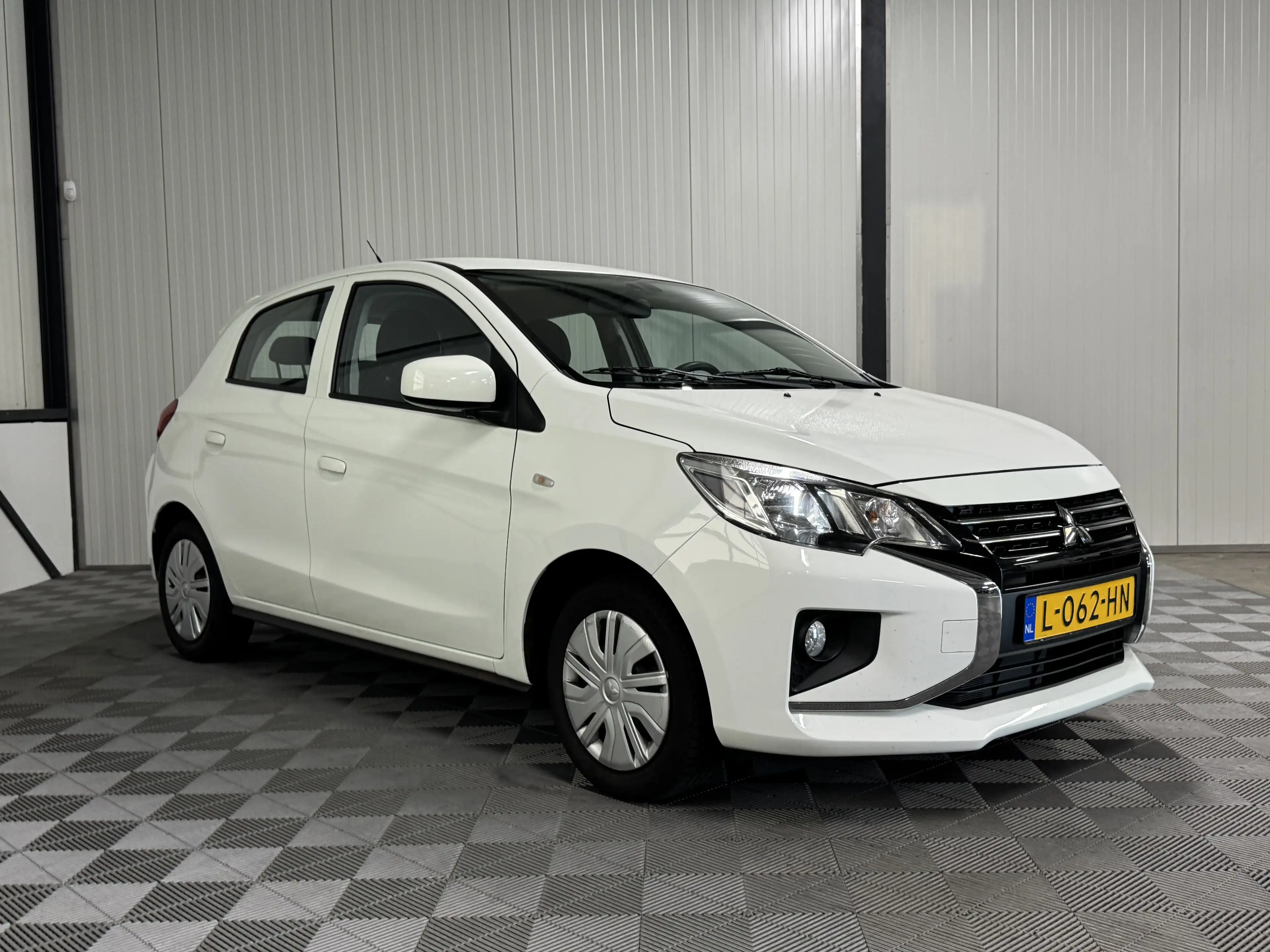 Mitsubishi Space Star 1.2 | Cool+ 5-Drs | Airco | Navi | Carplay — photo 6