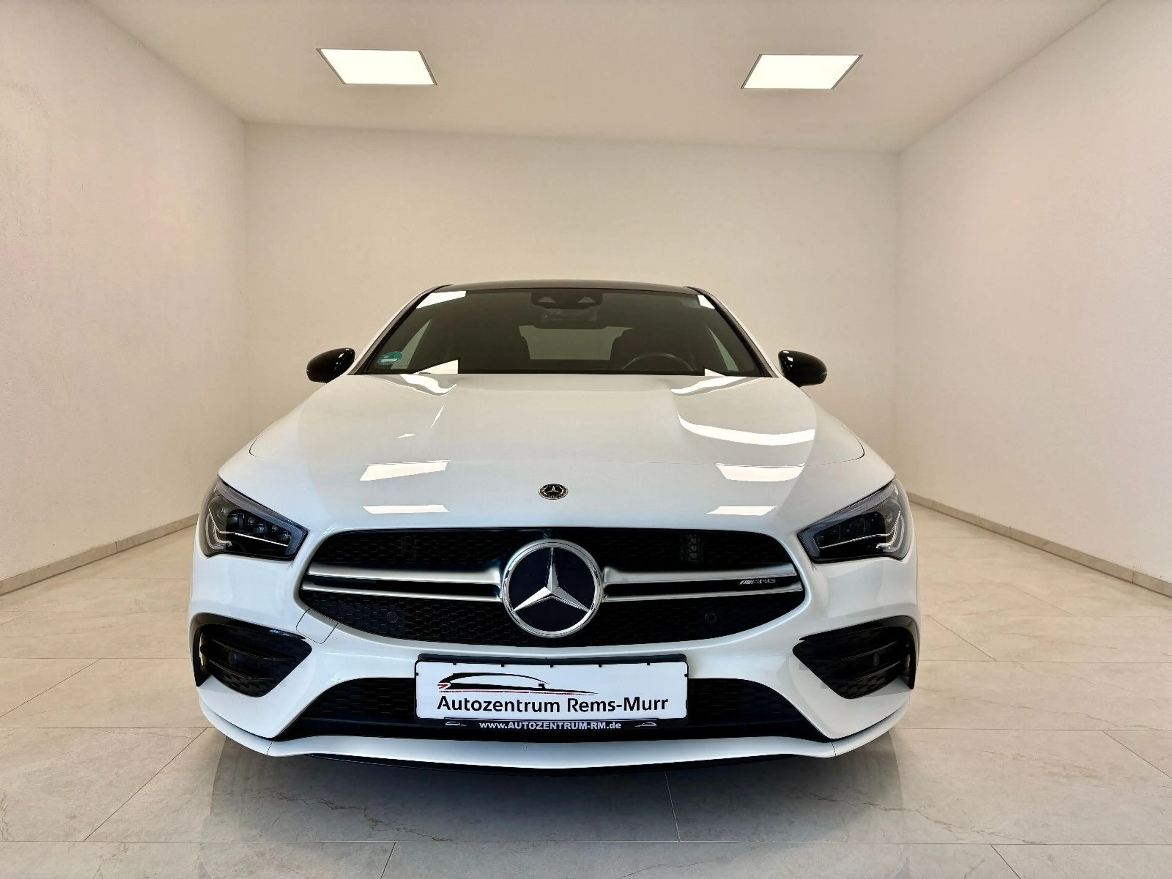 Mercedes-Benz CLA 35 AMG 4Matic *PANO* — photo 2