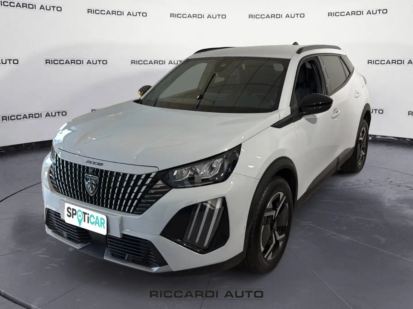 Peugeot 2008 2ª serie PureTech 100 S&S Allure Blanc - 1