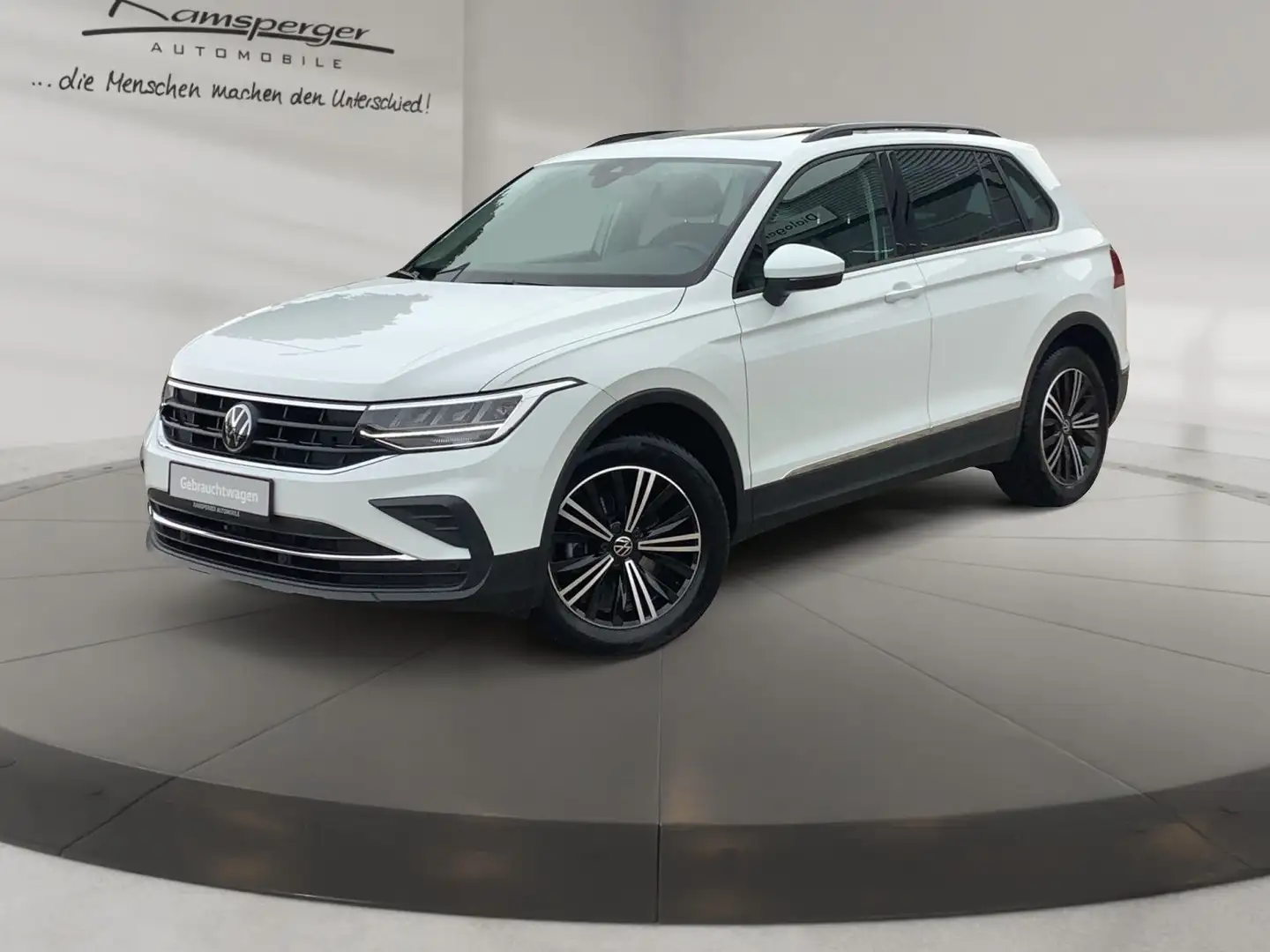 Volkswagen Tiguan 1.5 TSI DSG ACC LED Navi Pano SHZ PDC Weiß - 2