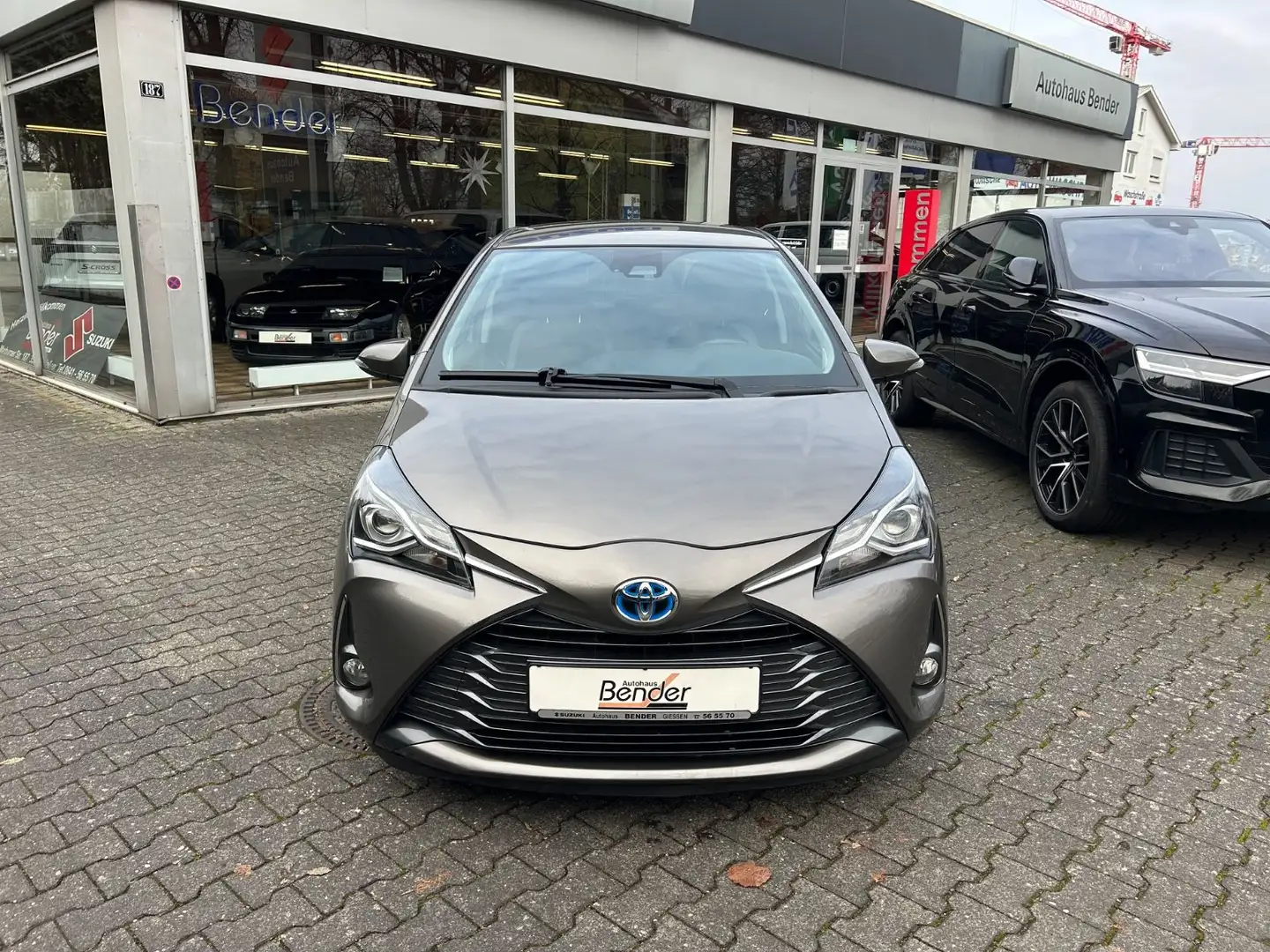 Toyota Yaris Hybrid Y20 Team D AUTOMATIK KAMERA KLIMA Grijs - 2