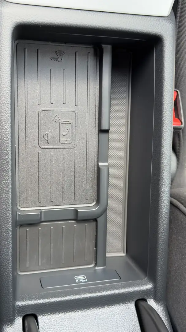 Audi A4 35 TDI advanced Schwarz - 2