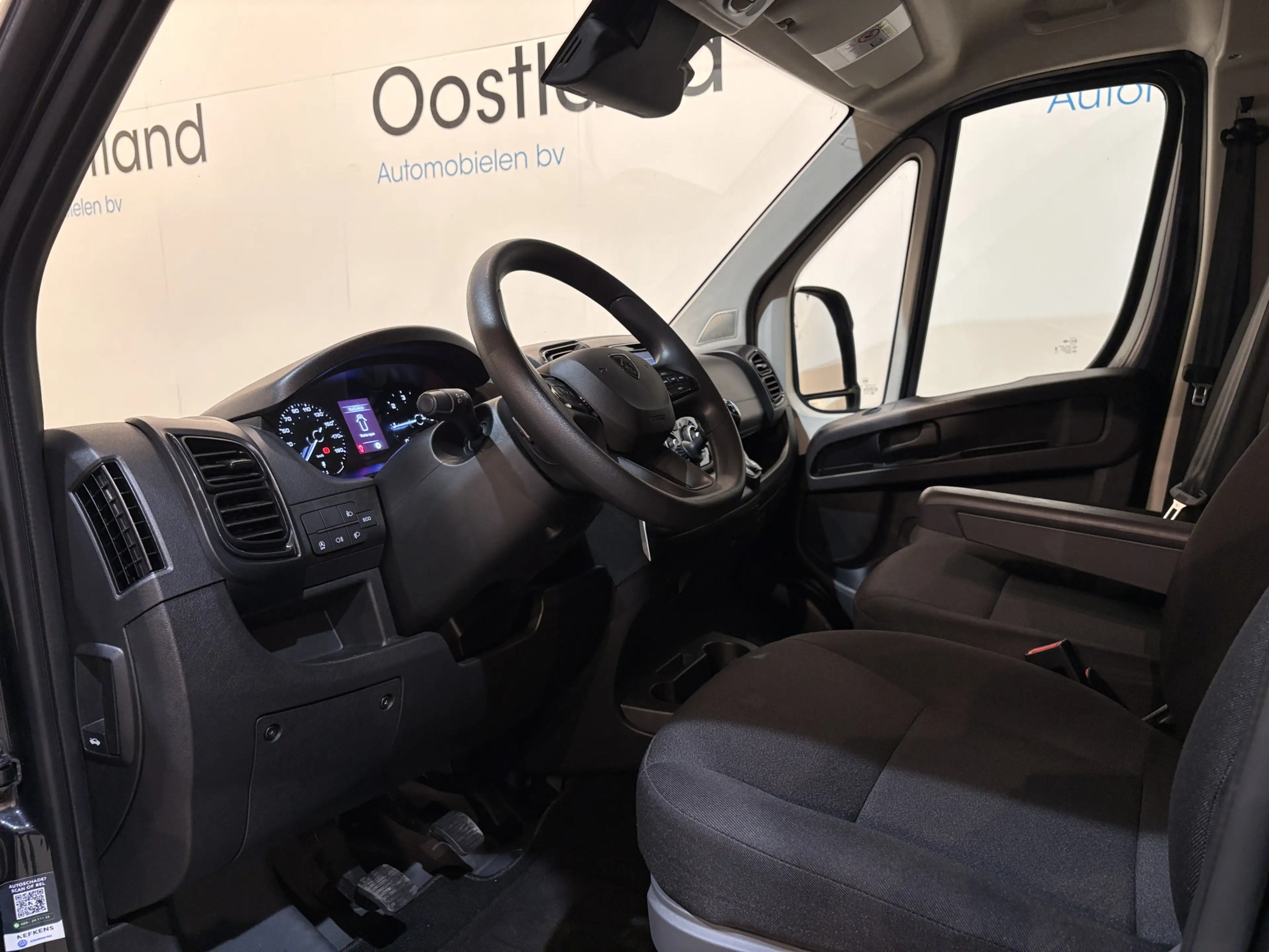 Peugeot Boxer 2.2 BlueHDi 140 PK L3H2 / Airco / Cruise Control / — photo 8