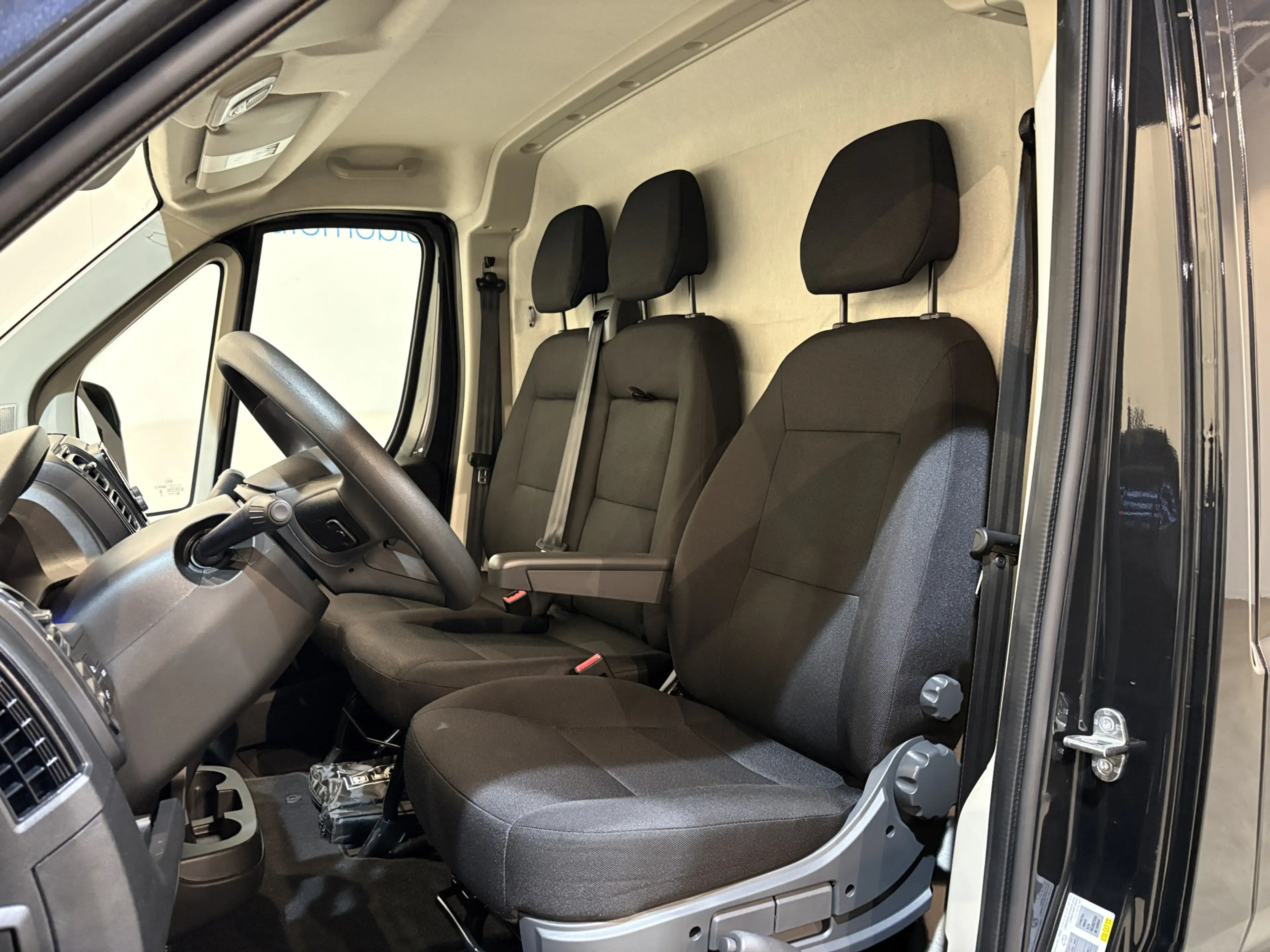 Peugeot Boxer 2.2 BlueHDi 140 PK L3H2 / Airco / Cruise Control / — photo 4