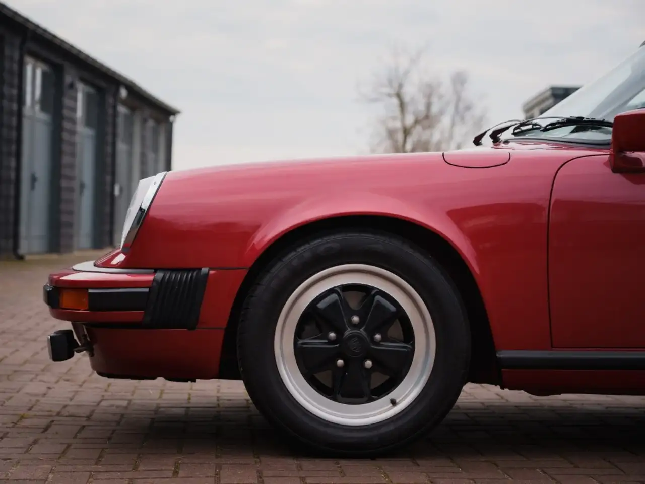 Porsche 911 3.0 SC Coupe Indiana Red Metallic, foto 8