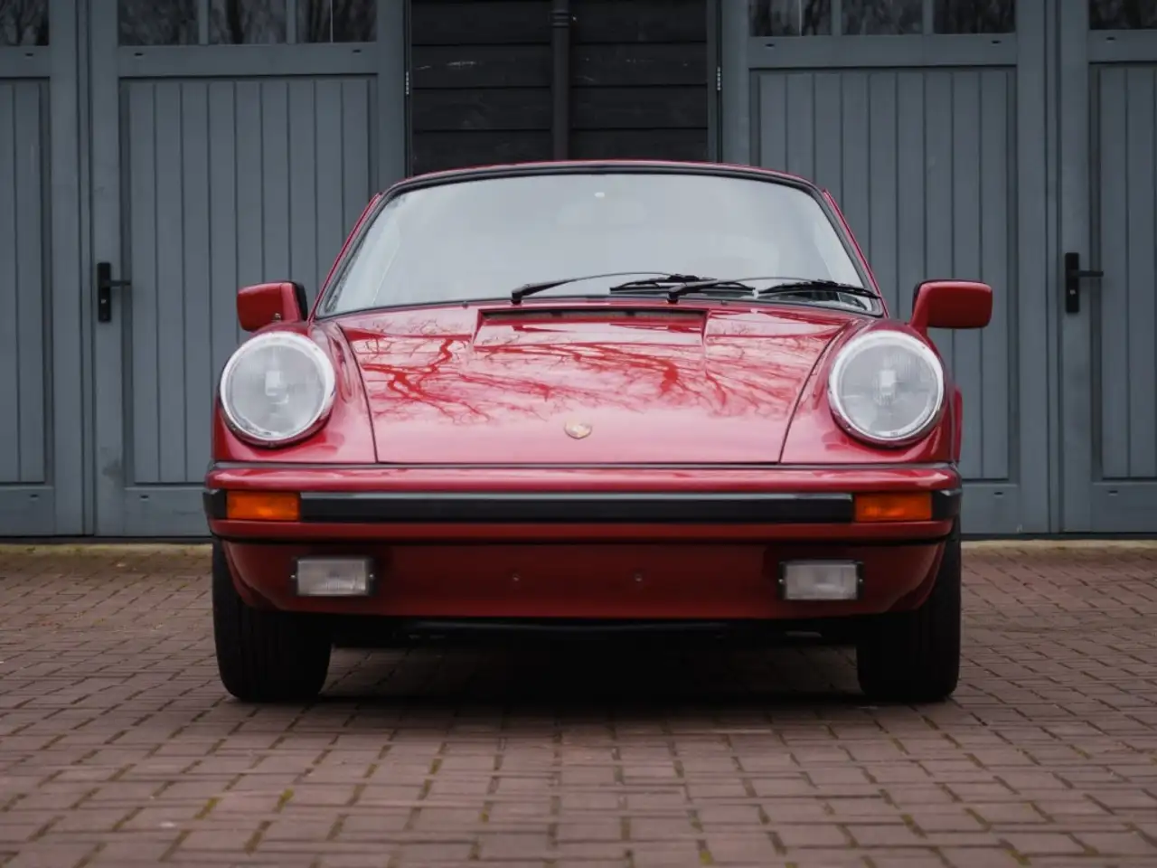 Porsche 911 3.0 SC Coupe Indiana Red Metallic, foto 2