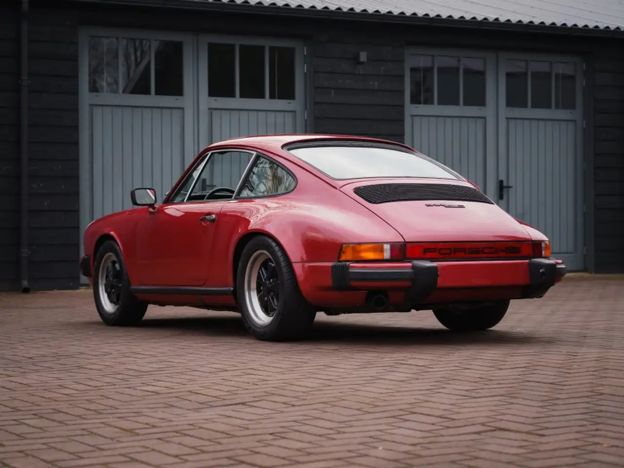 Porsche 911 3.0 SC Coupe Indiana Red Metallic, foto 12