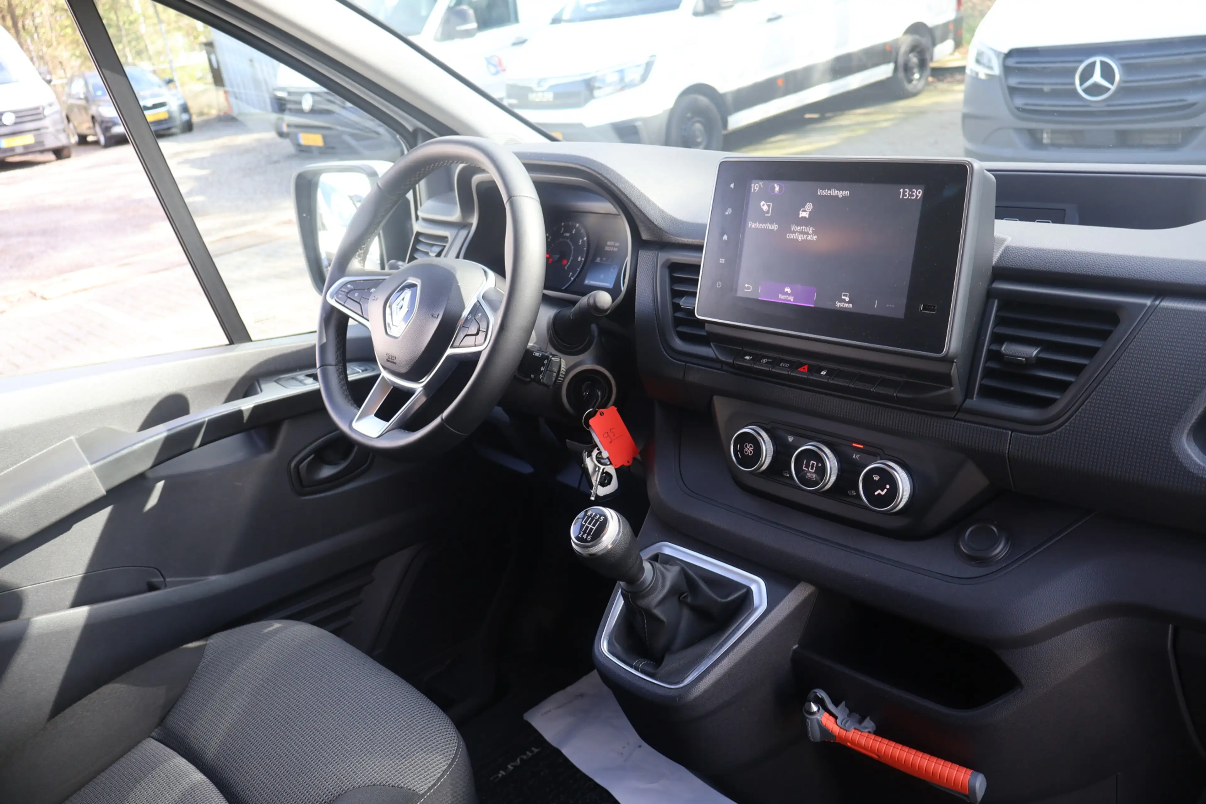Renault Trafic 2.0 dCi 130pk L1 H1 Work Edition Inrichting — photo 34