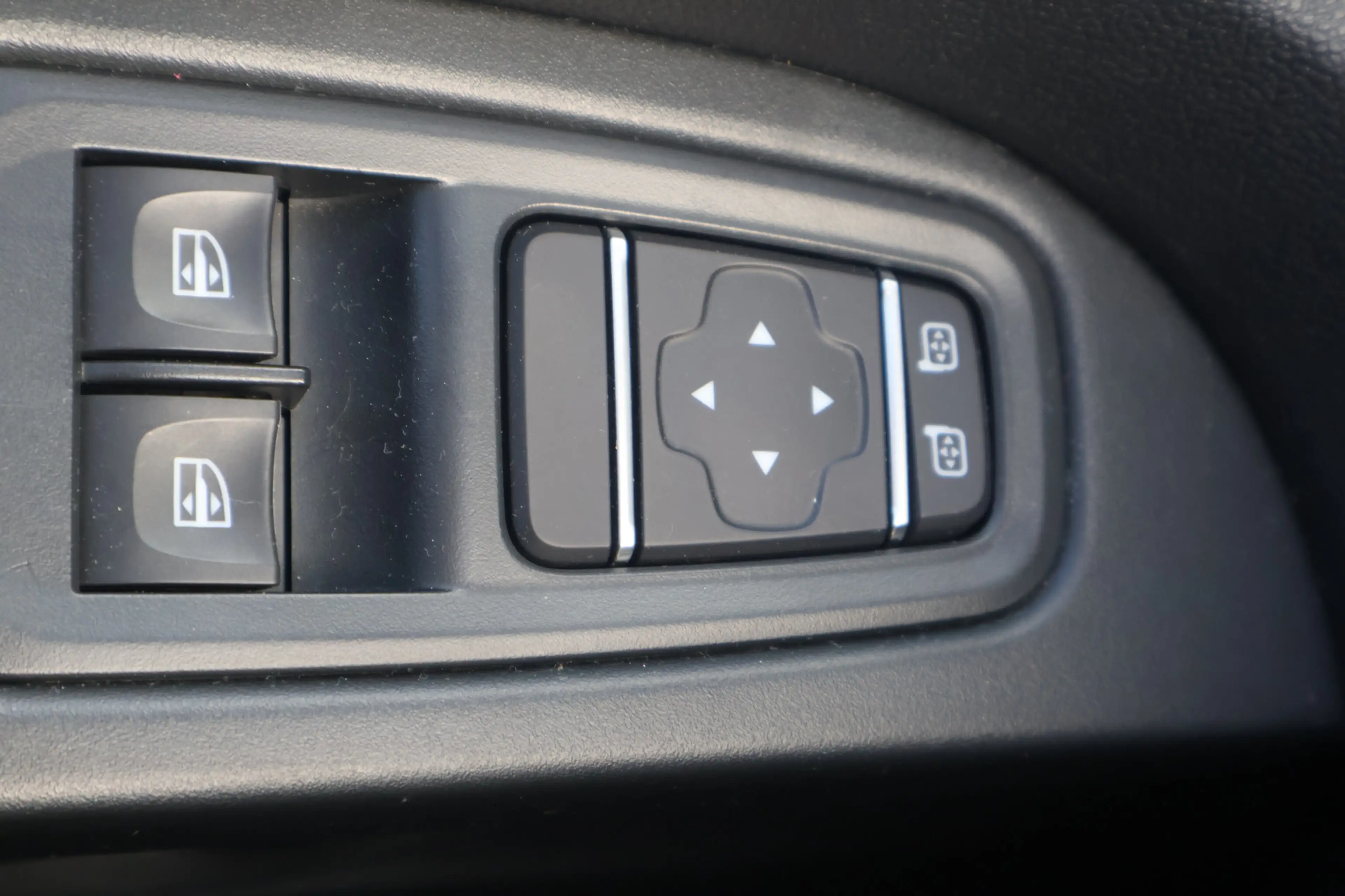 Renault Trafic 2.0 dCi 130pk L1 H1 Work Edition Inrichting — photo 18