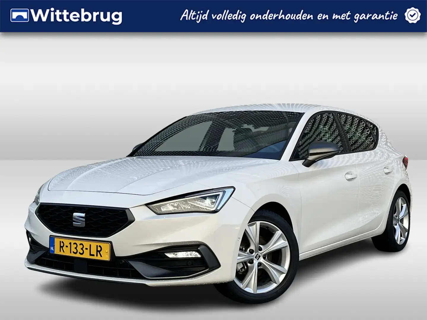 SEAT Leon 1.0 TSI FR Business Intense / Navigatie / App conn Wit - 1