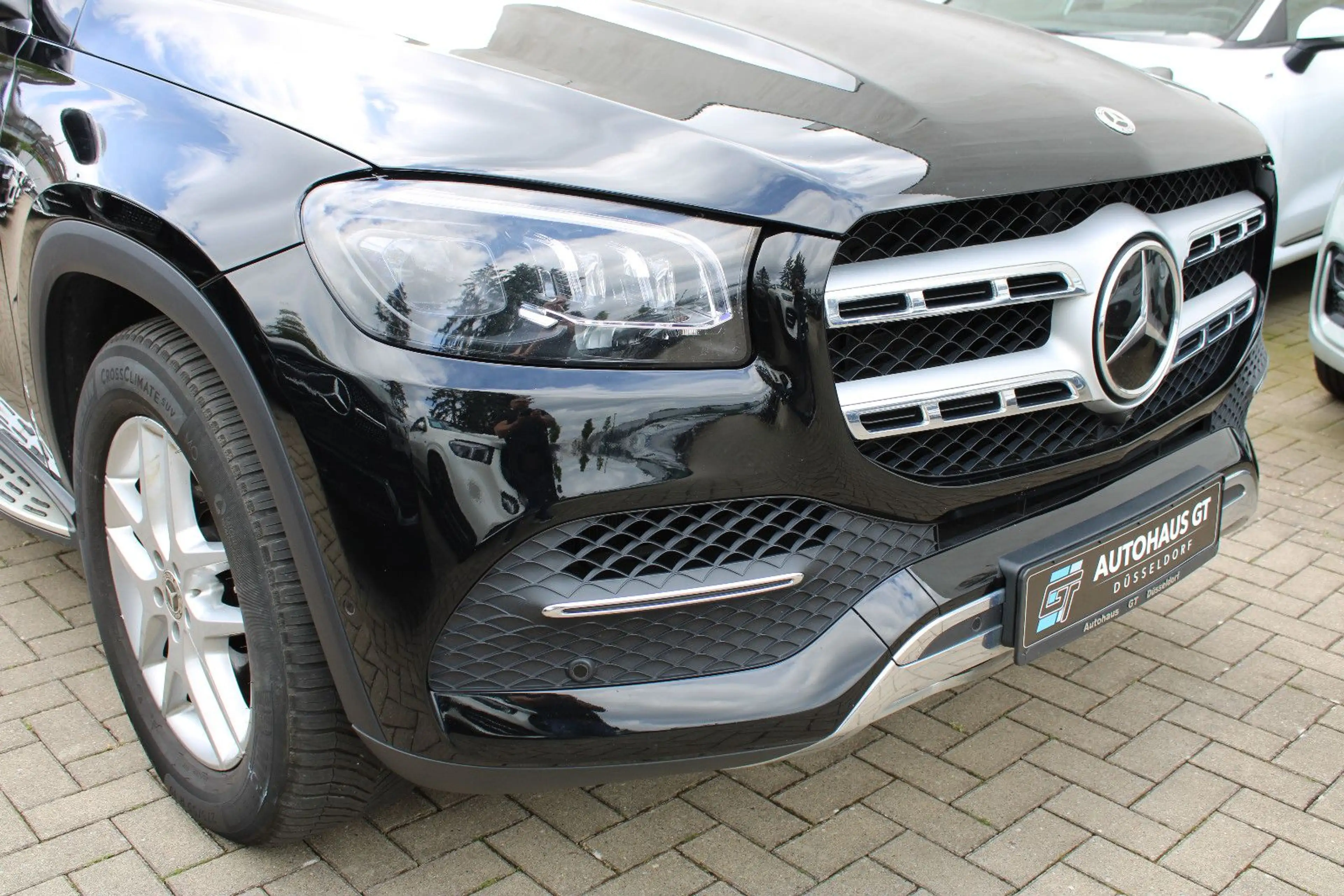 Mercedes-Benz GLS 350 d 4M 7Sitze/Pano/HuD/ACC/Airmat/360°K/AHK — photo 11