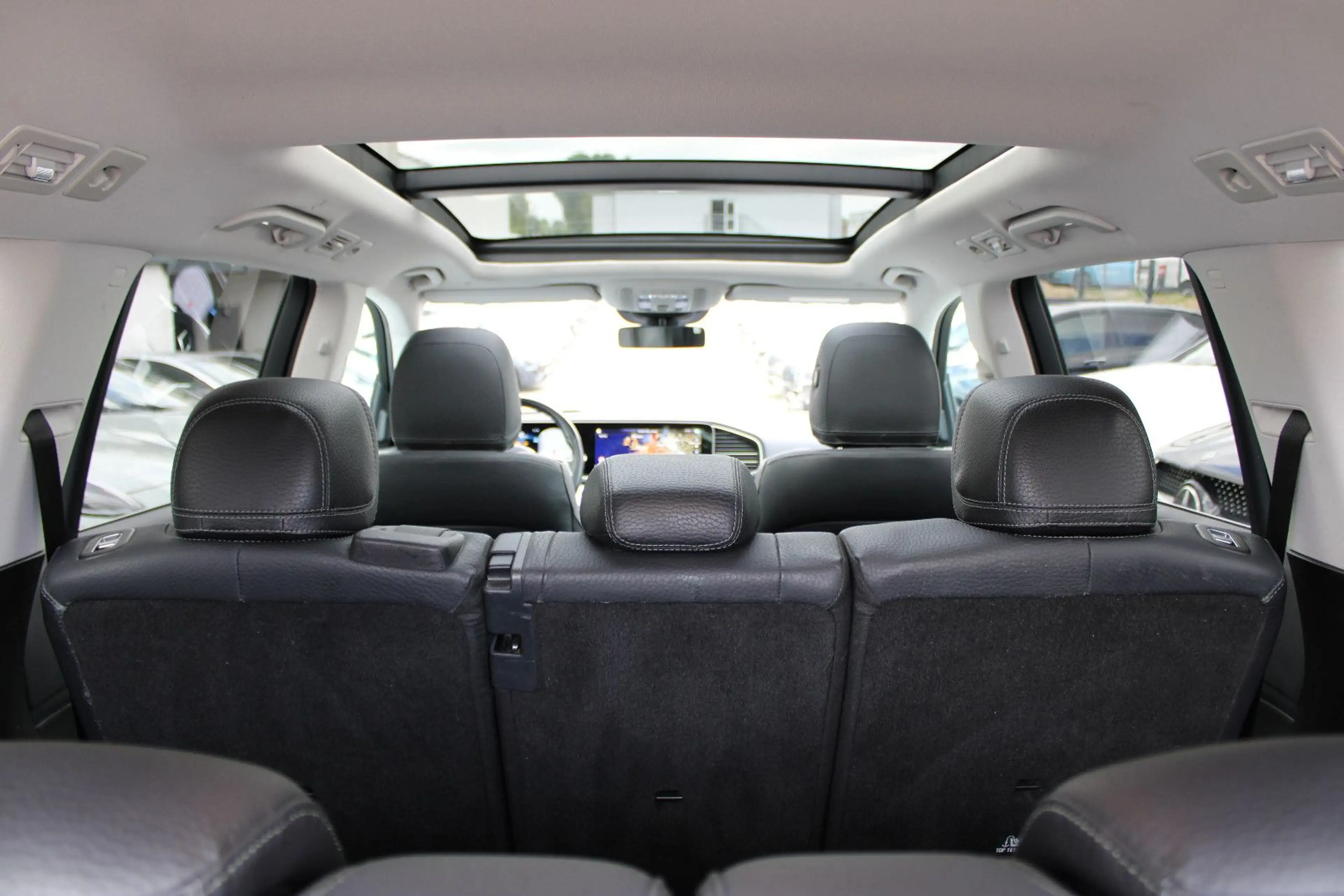 Mercedes-Benz GLS 350 d 4M 7Sitze/Pano/HuD/ACC/Airmat/360°K/AHK — photo 14
