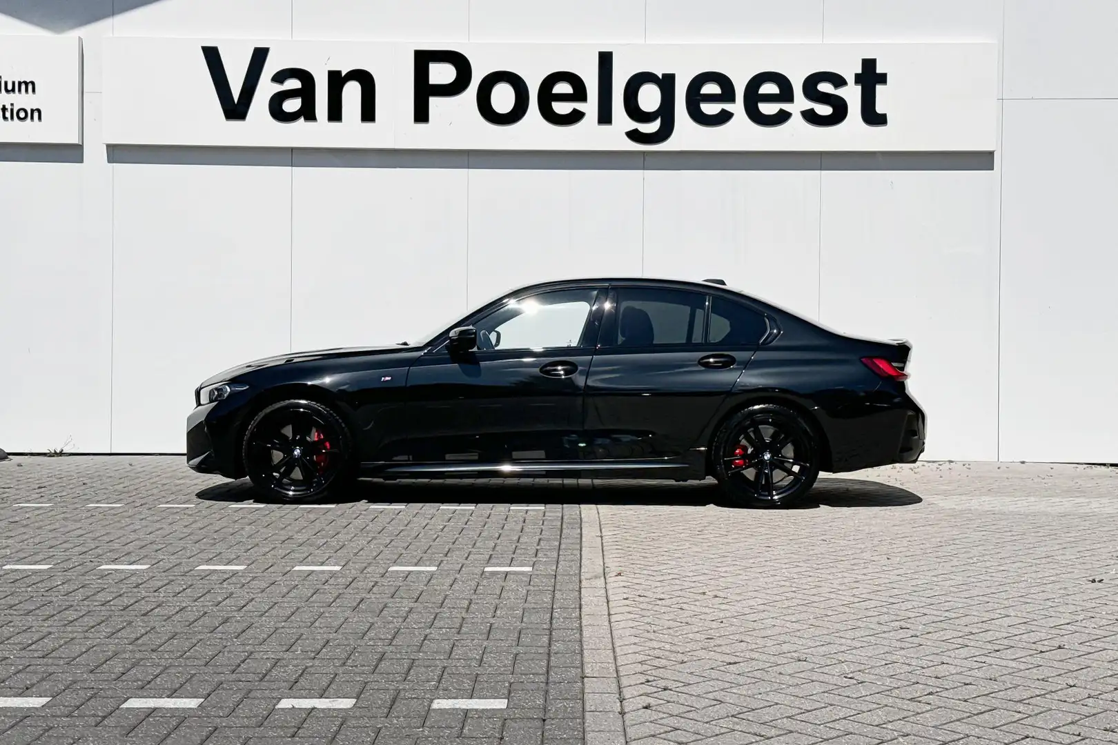 BMW 318 3 Serie Sedan 318i Zwart - 2