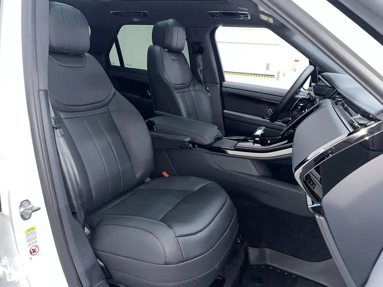Land Rover Range Rover Sport снимка Land Rover Range Rover Sport