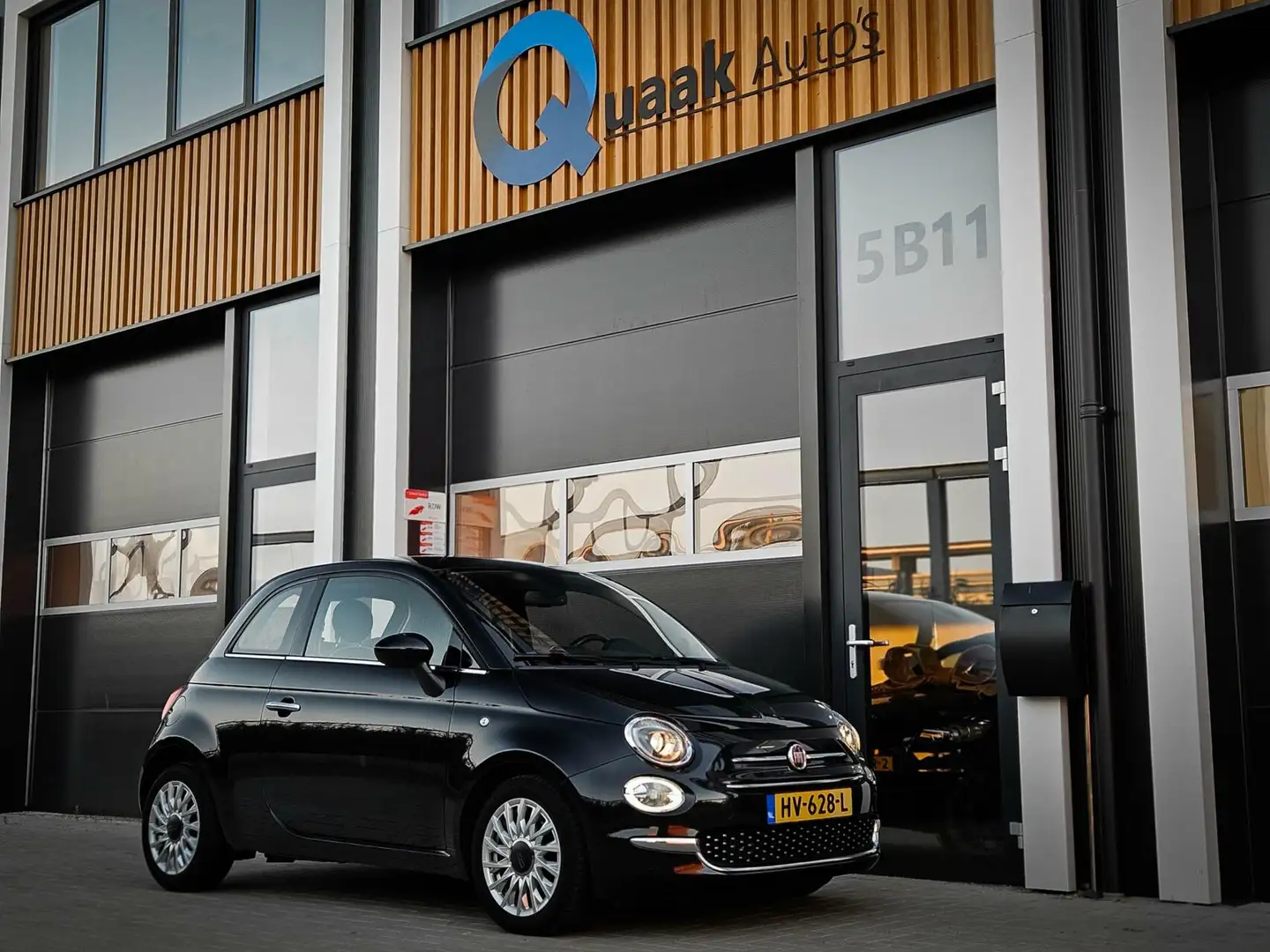 Fiat 500 0.9 TwinAir Turbo | PARKEERSENSOREN | NAVI | DAB+ Schwarz - 2