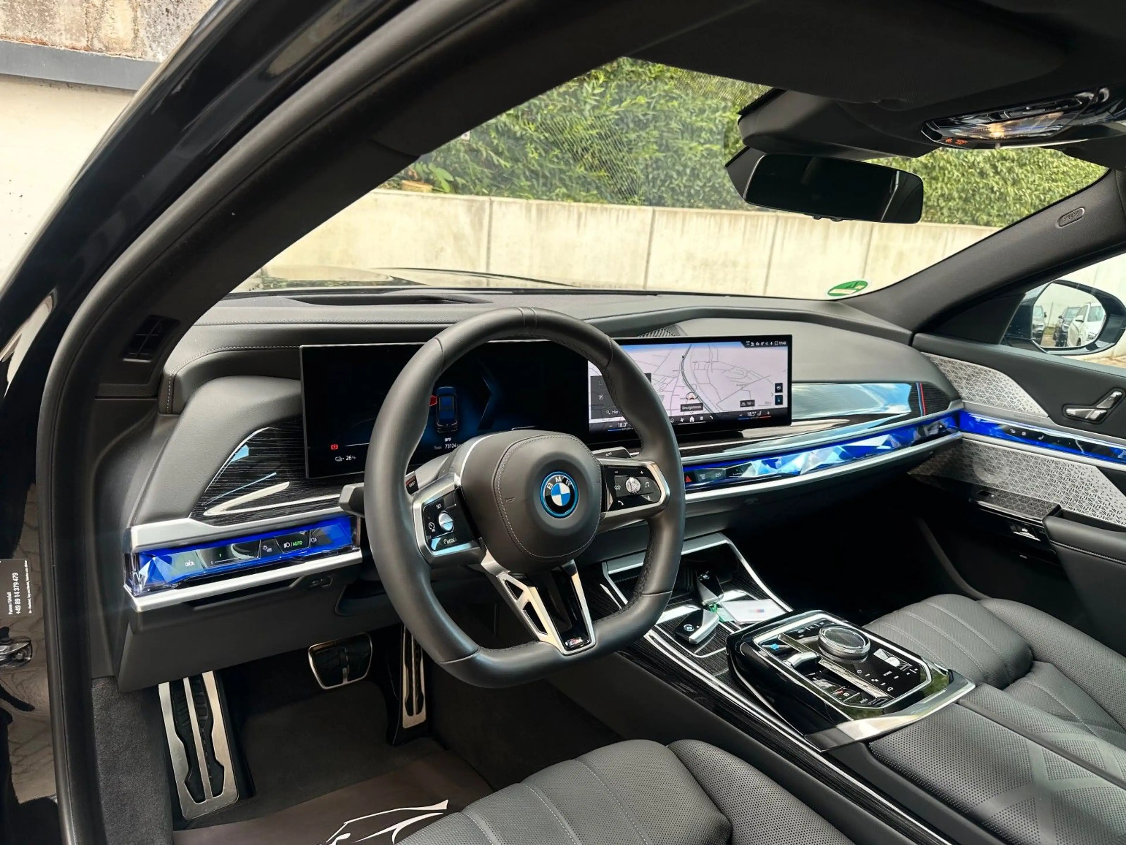 BMW i7 xDrive60 M Sport PANO-SKY*B&W*Sitzkl*Massage — photo 2