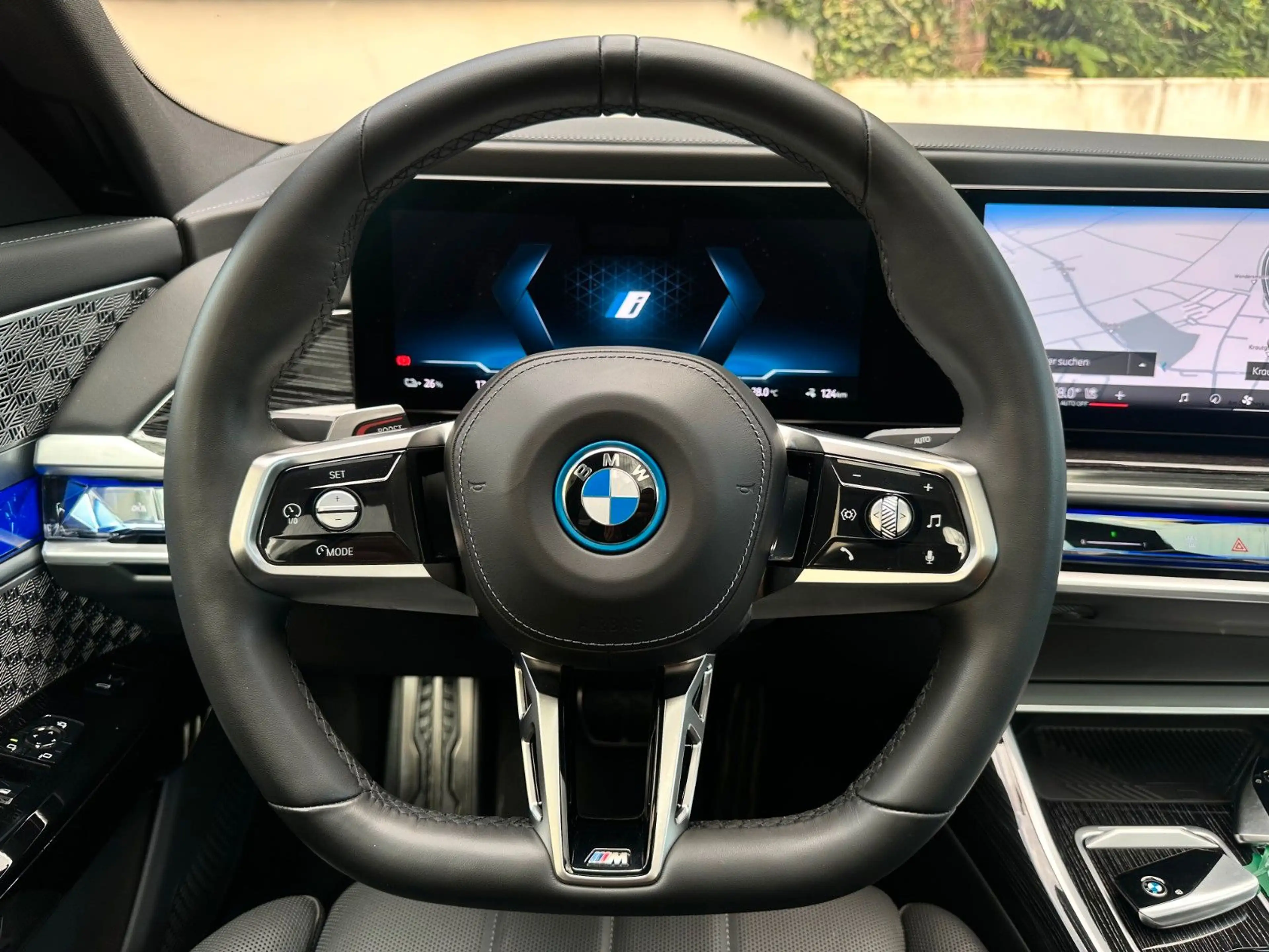 BMW i7 xDrive60 M Sport PANO-SKY*B&W*Sitzkl*Massage — photo 10