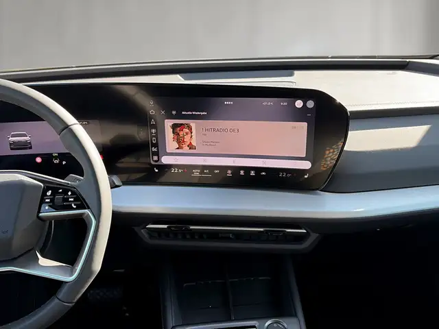 Audi Q4 E-Tron view 10